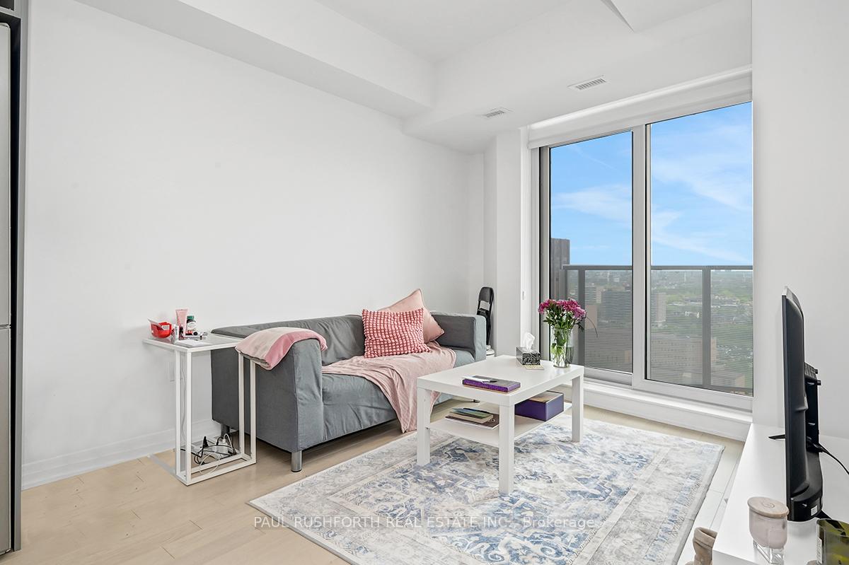 Photo 4 of Unit 2108, 805 Carling Avenue, Ottawa, West Centre Town — HOMEH