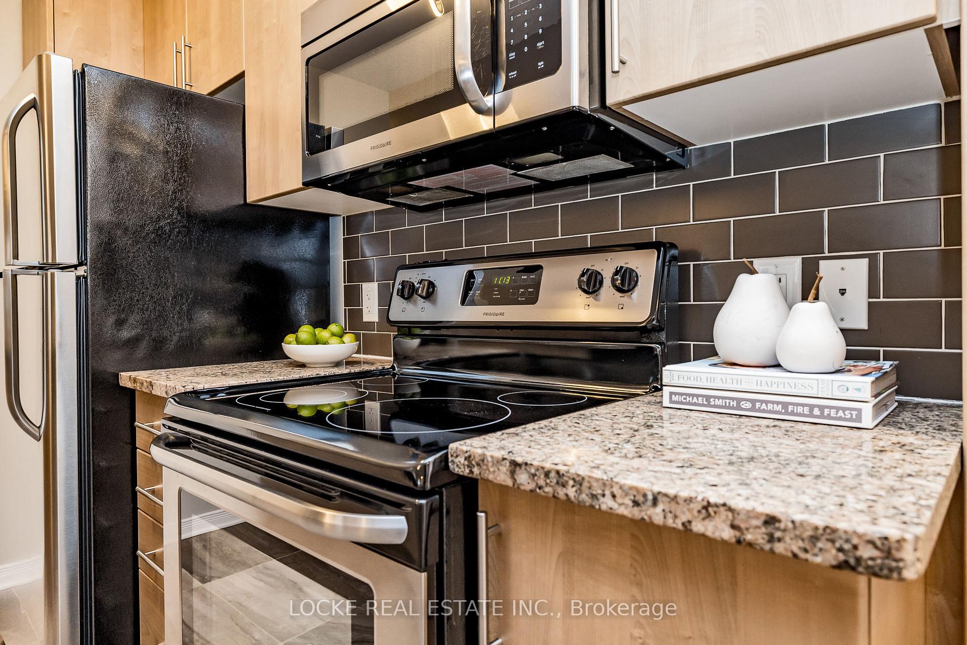 Photo 16 of 122 Sternes, Ottawa, Springridge/East Village — HOMEH