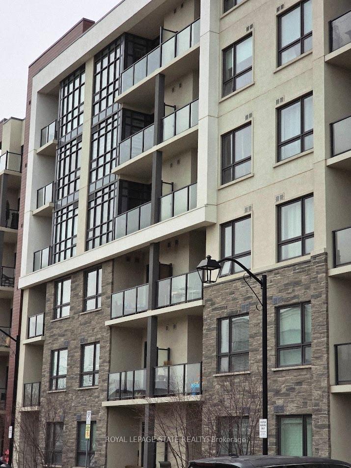 Photo 3 of Unit 308, 125 Shoreview Place, Hamilton, Lakeshore — HOMEH