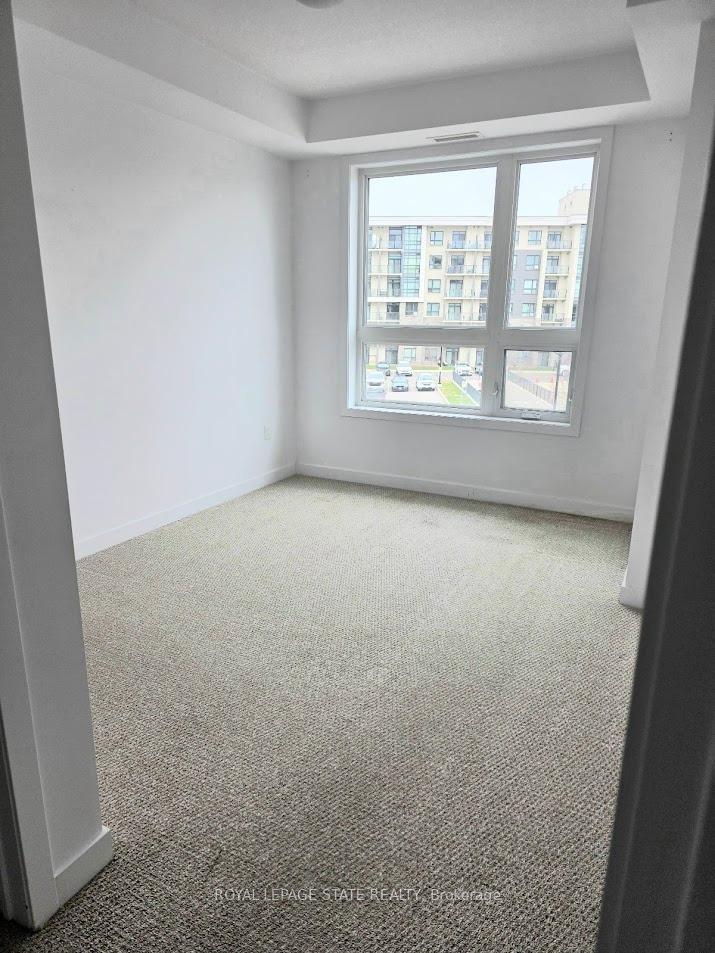 Photo 6 of Unit 308, 125 Shoreview Place, Hamilton, Lakeshore — HOMEH