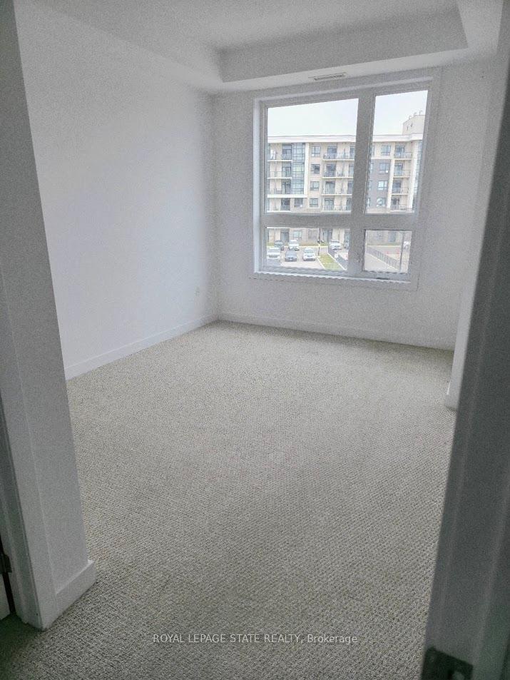 Photo 7 of Unit 308, 125 Shoreview Place, Hamilton, Lakeshore — HOMEH
