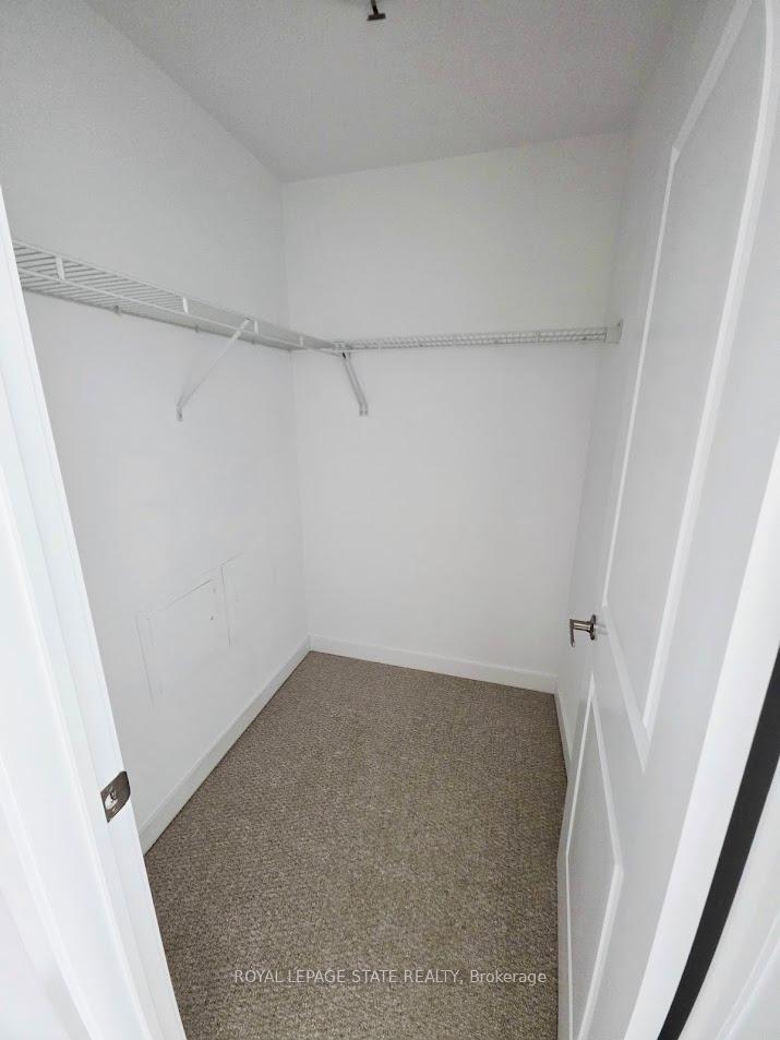 Photo 8 of Unit 308, 125 Shoreview Place, Hamilton, Lakeshore — HOMEH