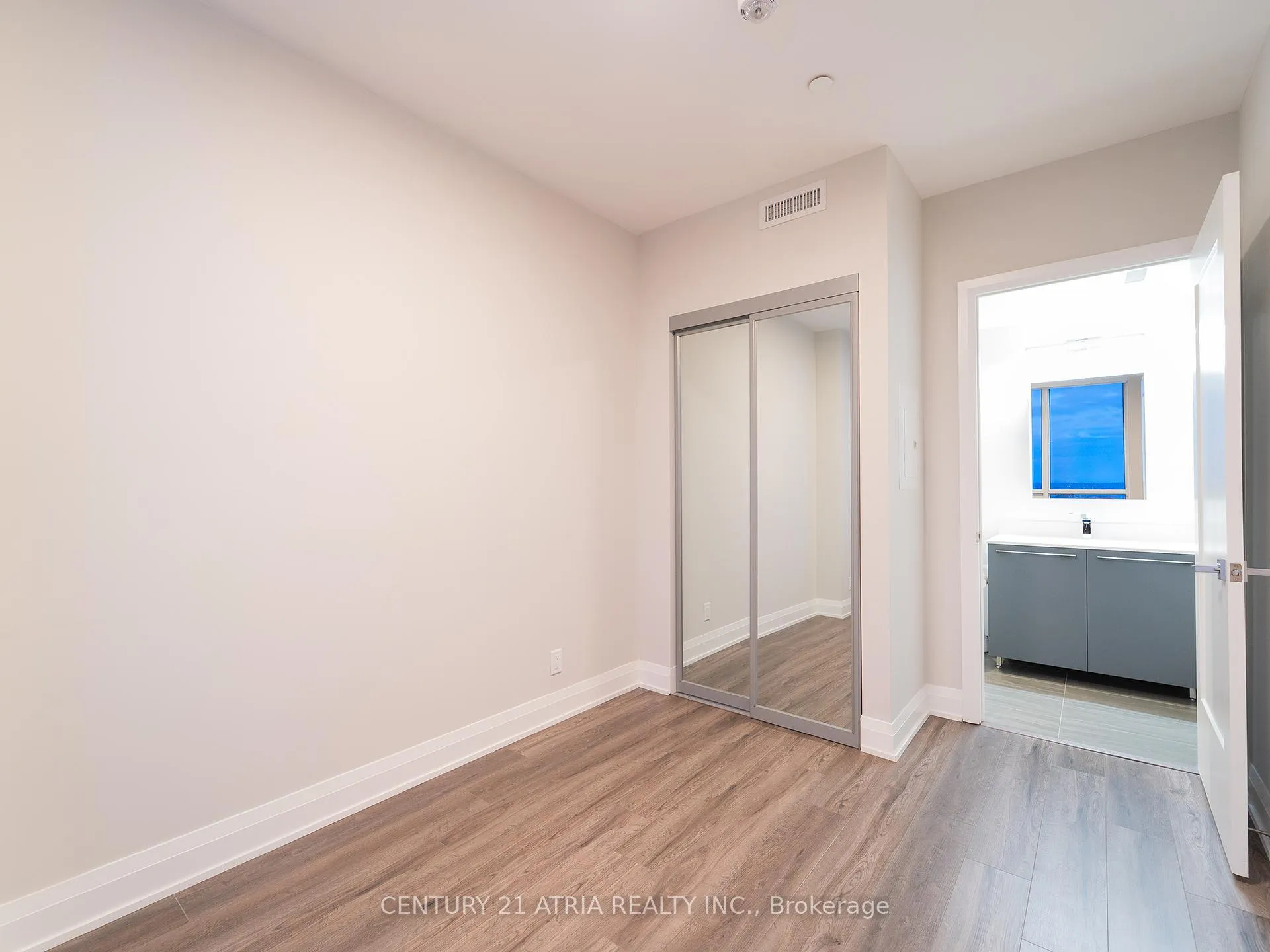Photo 11 of Unit 4610, 8 Water Walk Drive, Markham, Unionville — HOMEH