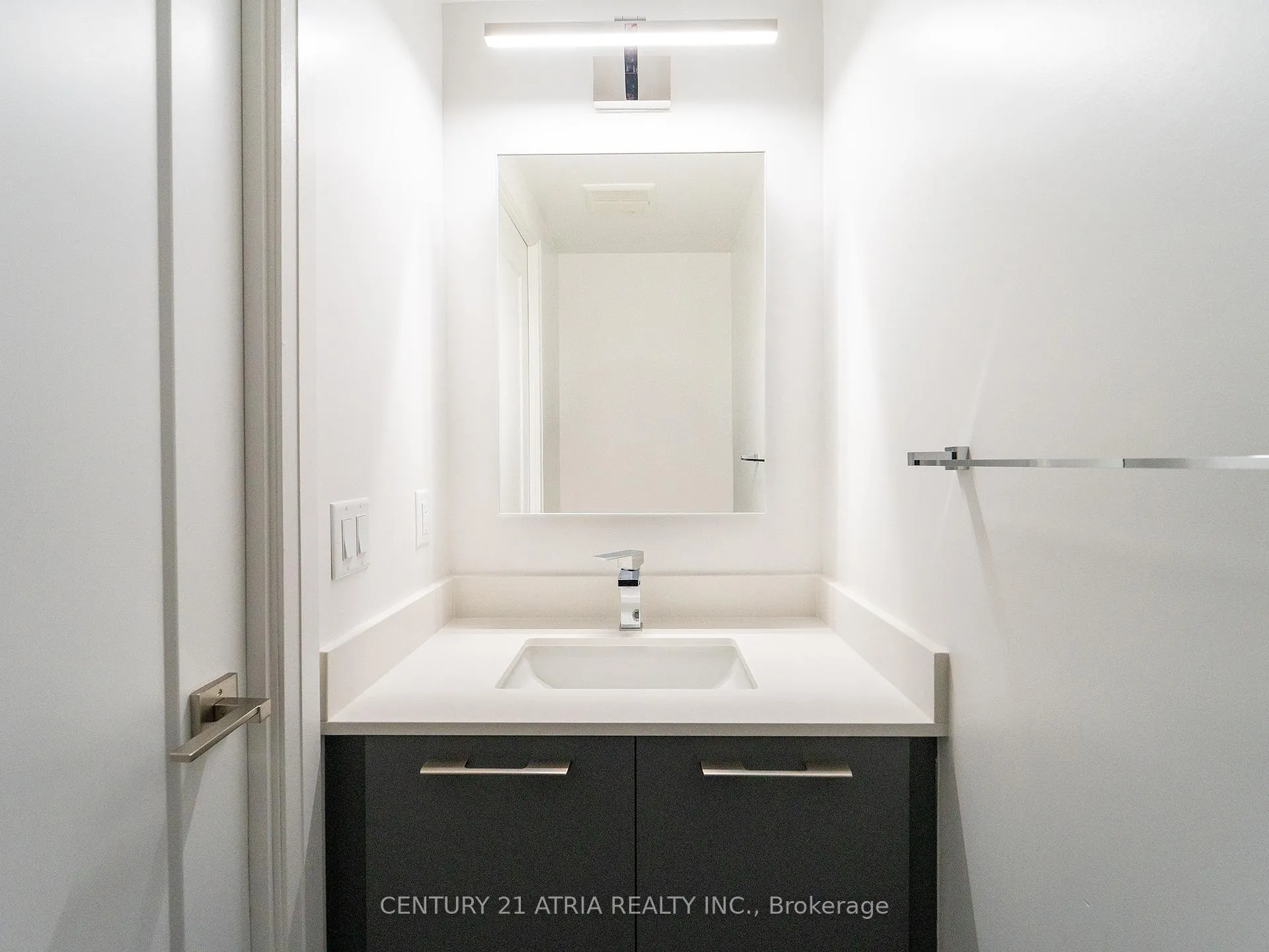 Photo 14 of Unit 4610, 8 Water Walk Drive, Markham, Unionville — HOMEH