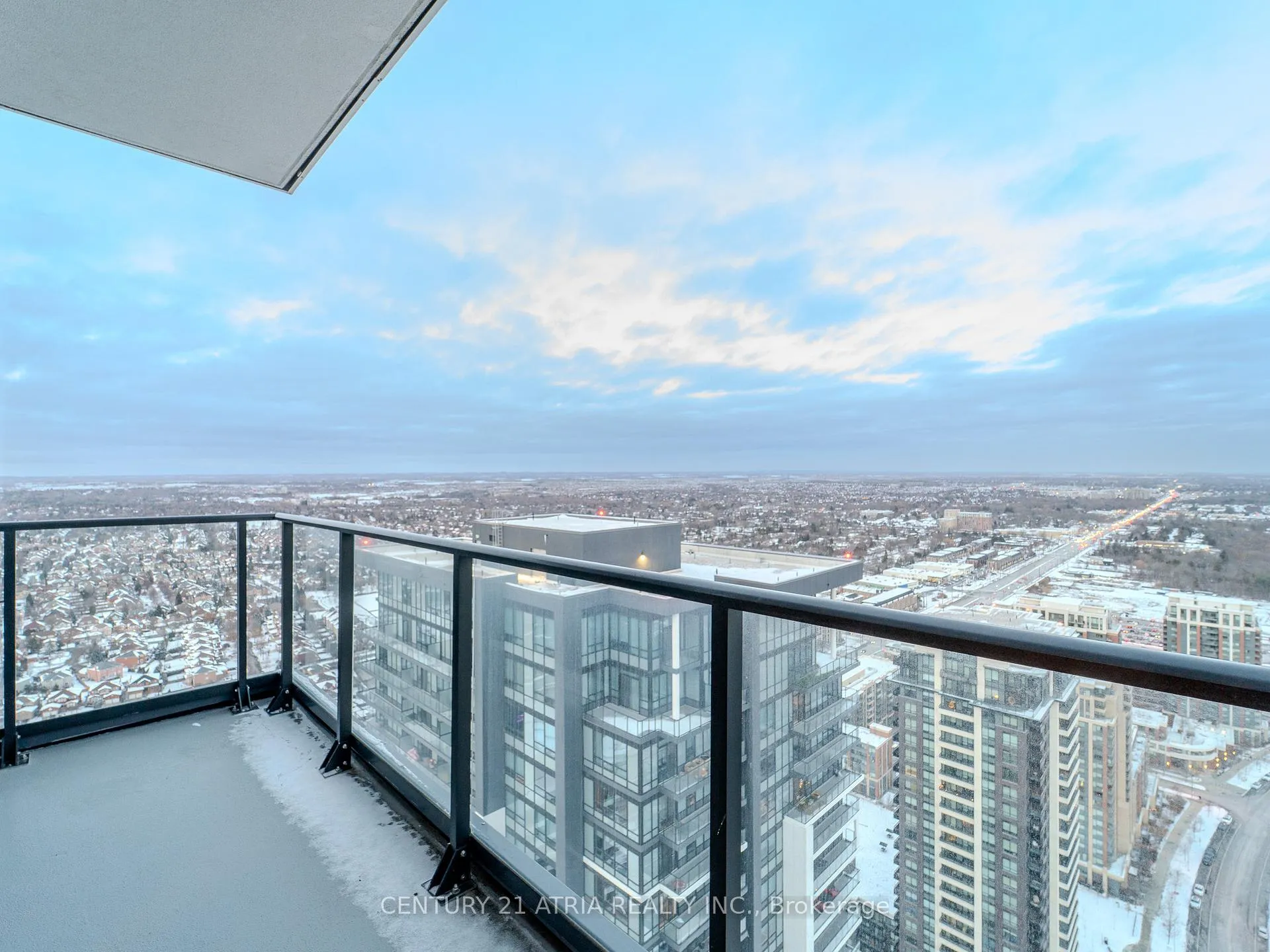 Photo 15 of Unit 4610, 8 Water Walk Drive, Markham, Unionville — HOMEH