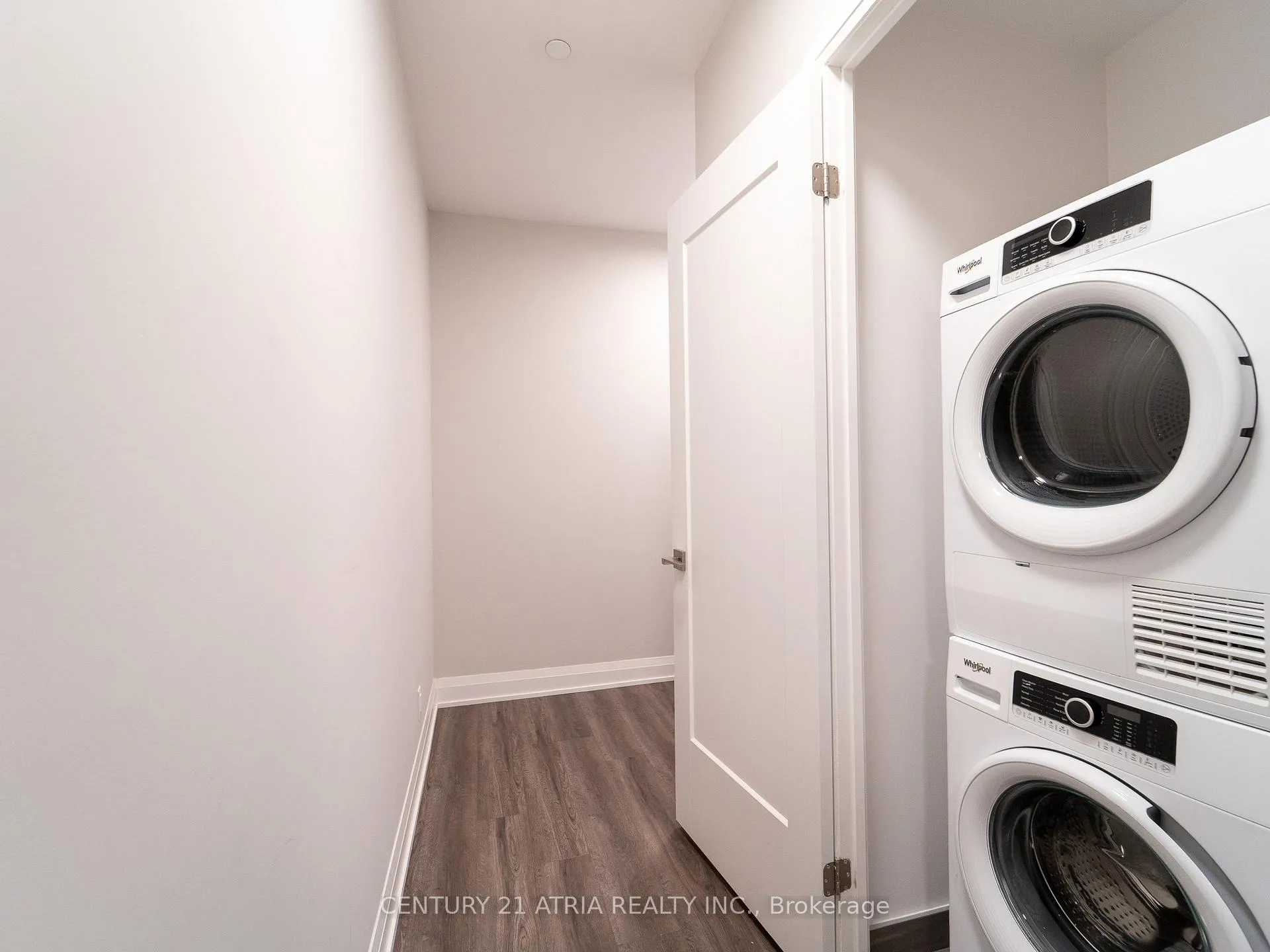 Photo 17 of Unit 4610, 8 Water Walk Drive, Markham, Unionville — HOMEH