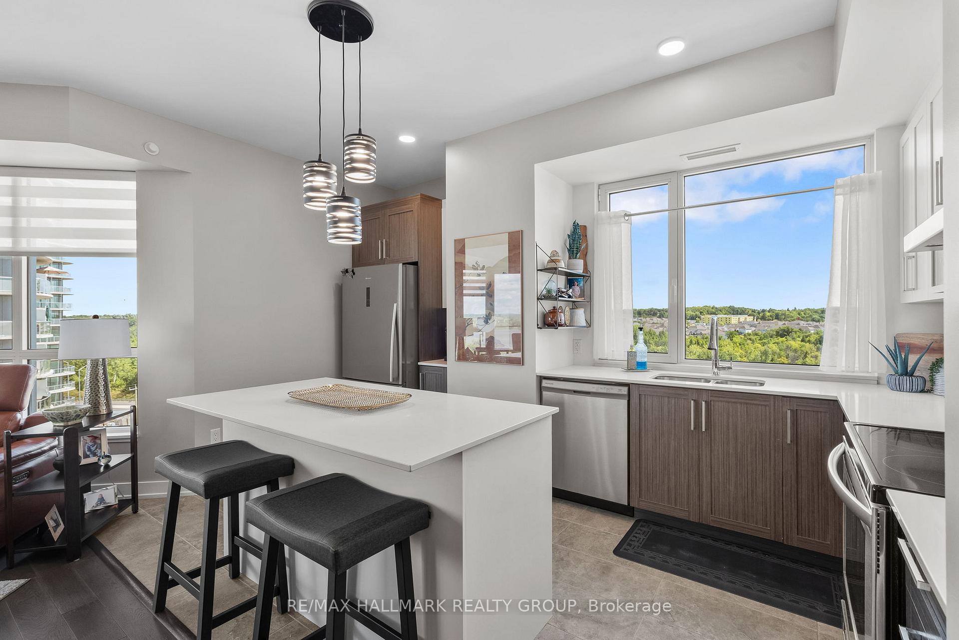 Photo 7 of Unit 902, 200 Inlet Private, Ottawa, Chatelaine Village — HOMEH