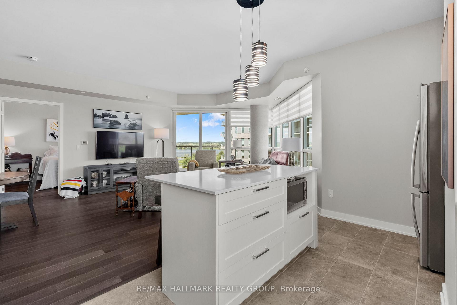 Photo 11 of Unit 902, 200 Inlet Private, Ottawa, Chatelaine Village — HOMEH