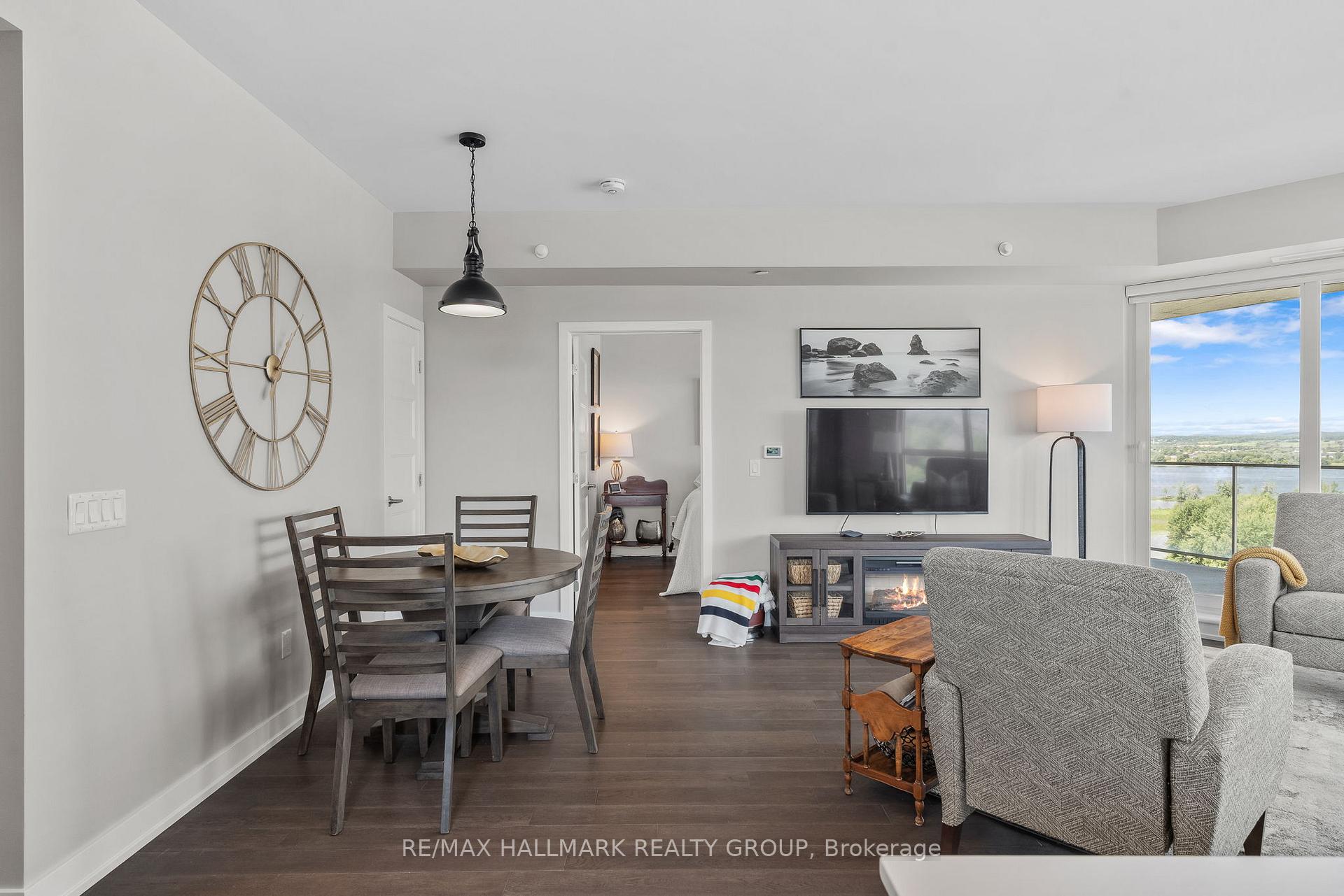 Photo 12 of Unit 902, 200 Inlet Private, Ottawa, Chatelaine Village — HOMEH