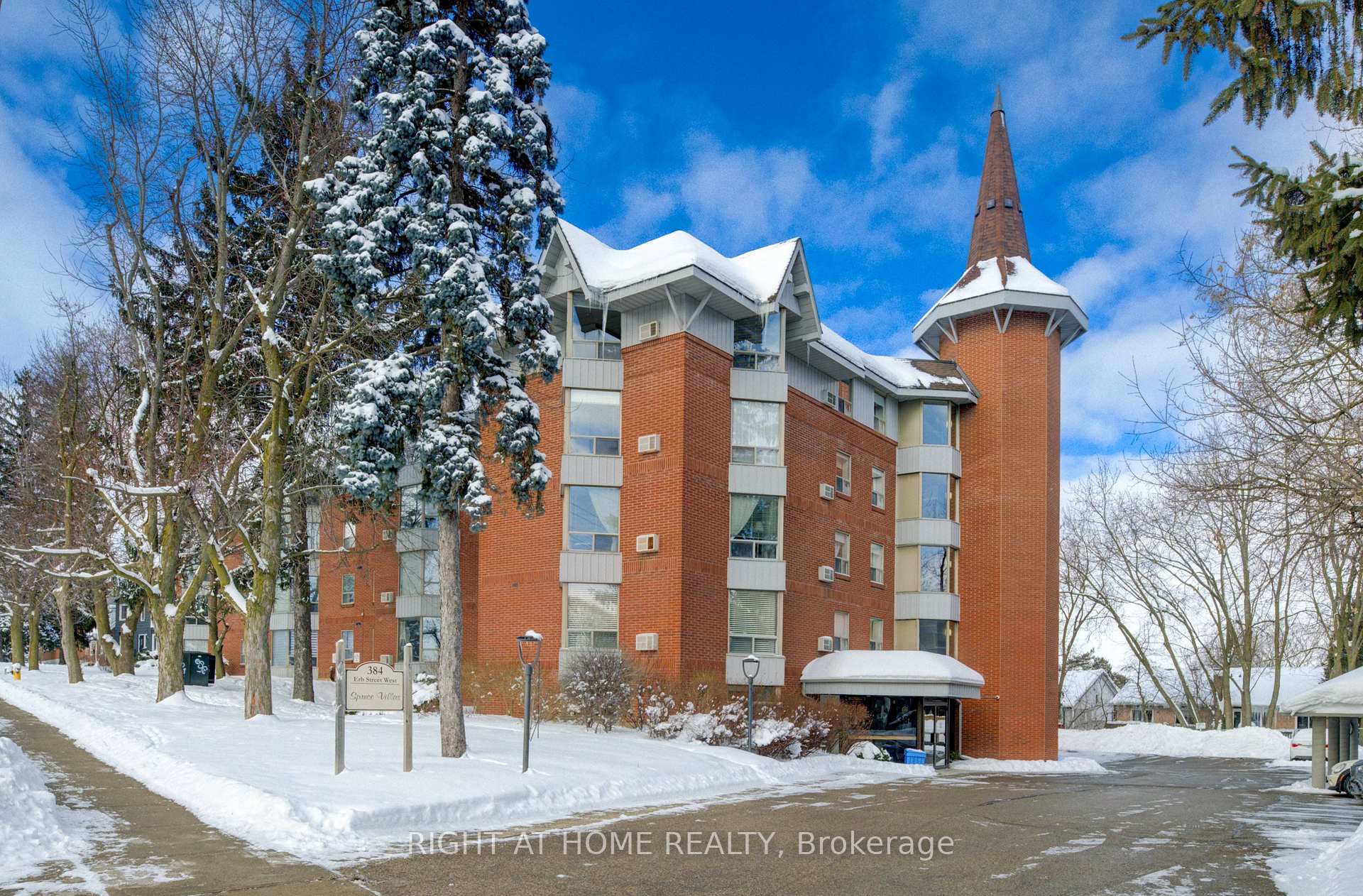 Photo 3 of Unit 405, 384 Erb Street W, Waterloo, Maple Hills — HOMEH