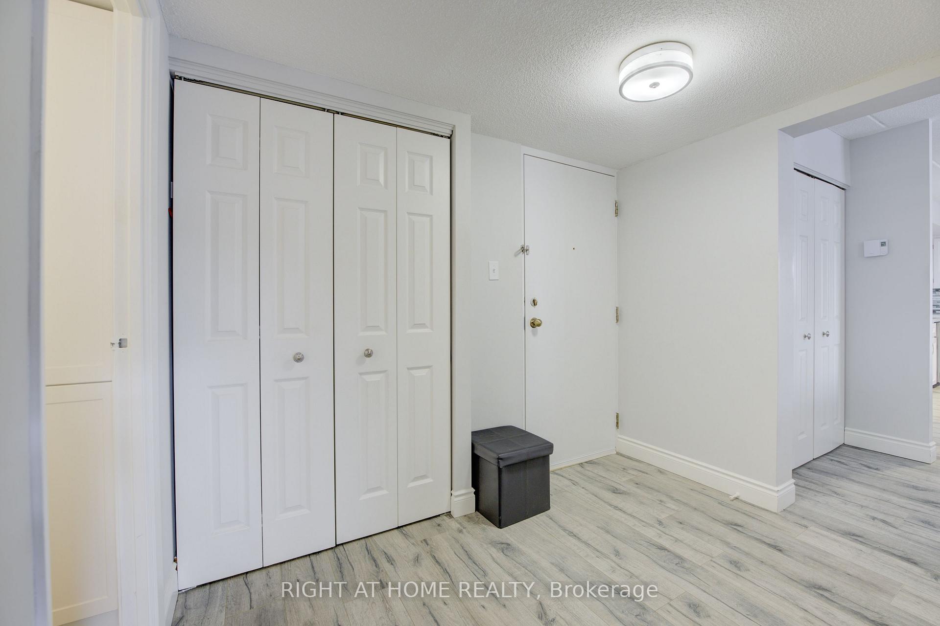 Photo 6 of Unit 405, 384 Erb Street W, Waterloo, Maple Hills — HOMEH