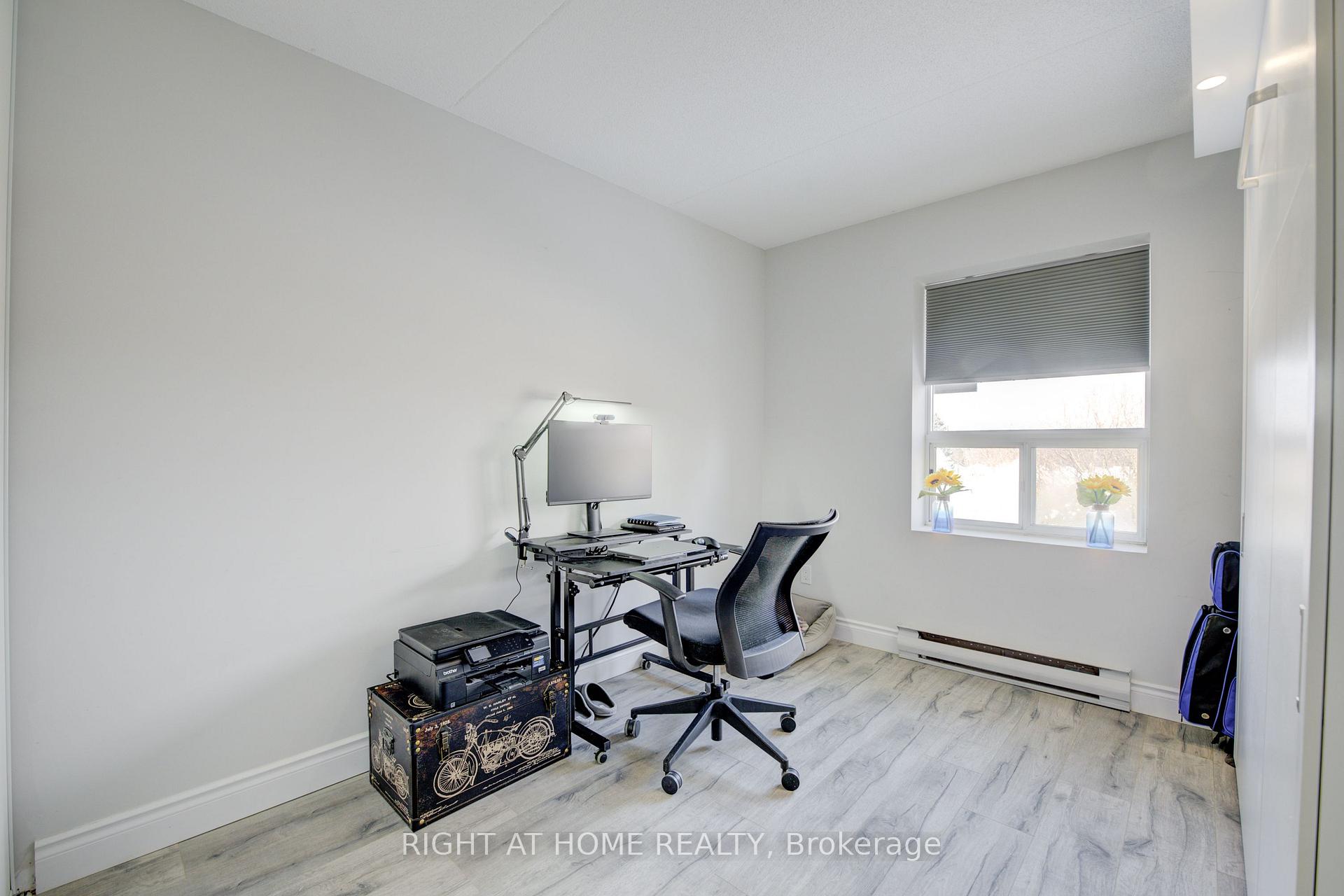 Photo 11 of Unit 405, 384 Erb Street W, Waterloo, Maple Hills — HOMEH