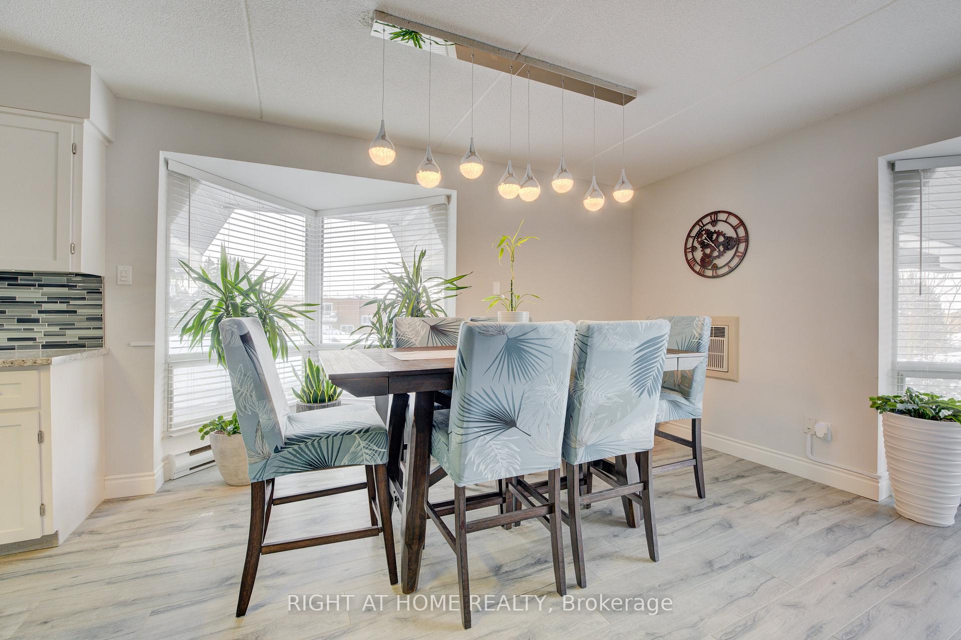 Photo 14 of Unit 405, 384 Erb Street W, Waterloo, Maple Hills — HOMEH