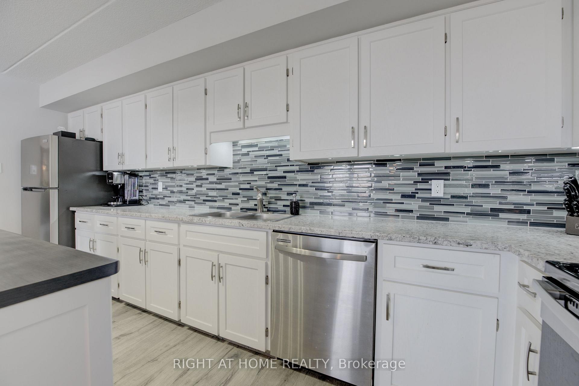 Photo 17 of Unit 405, 384 Erb Street W, Waterloo, Maple Hills — HOMEH