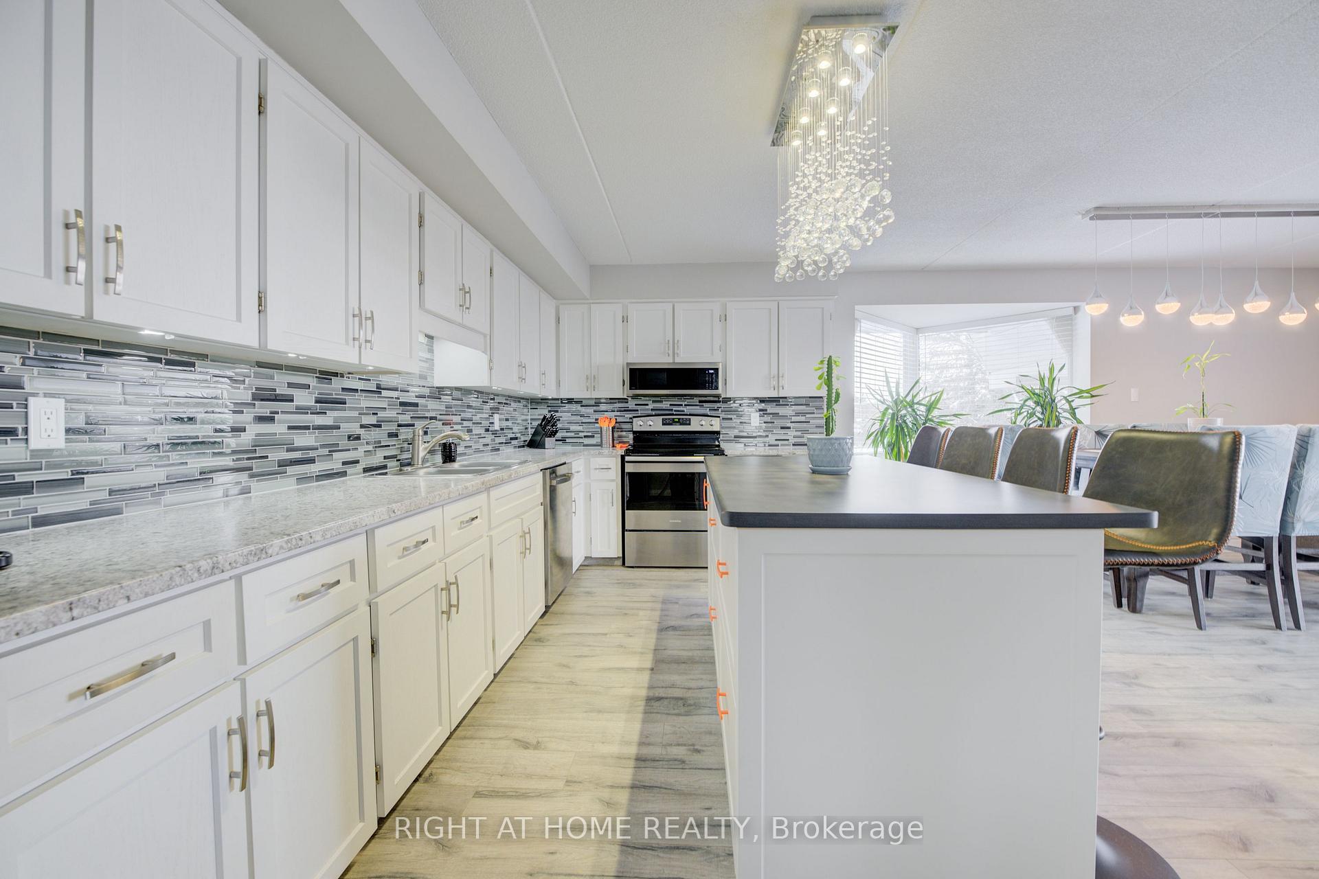 Photo 19 of Unit 405, 384 Erb Street W, Waterloo, Maple Hills — HOMEH