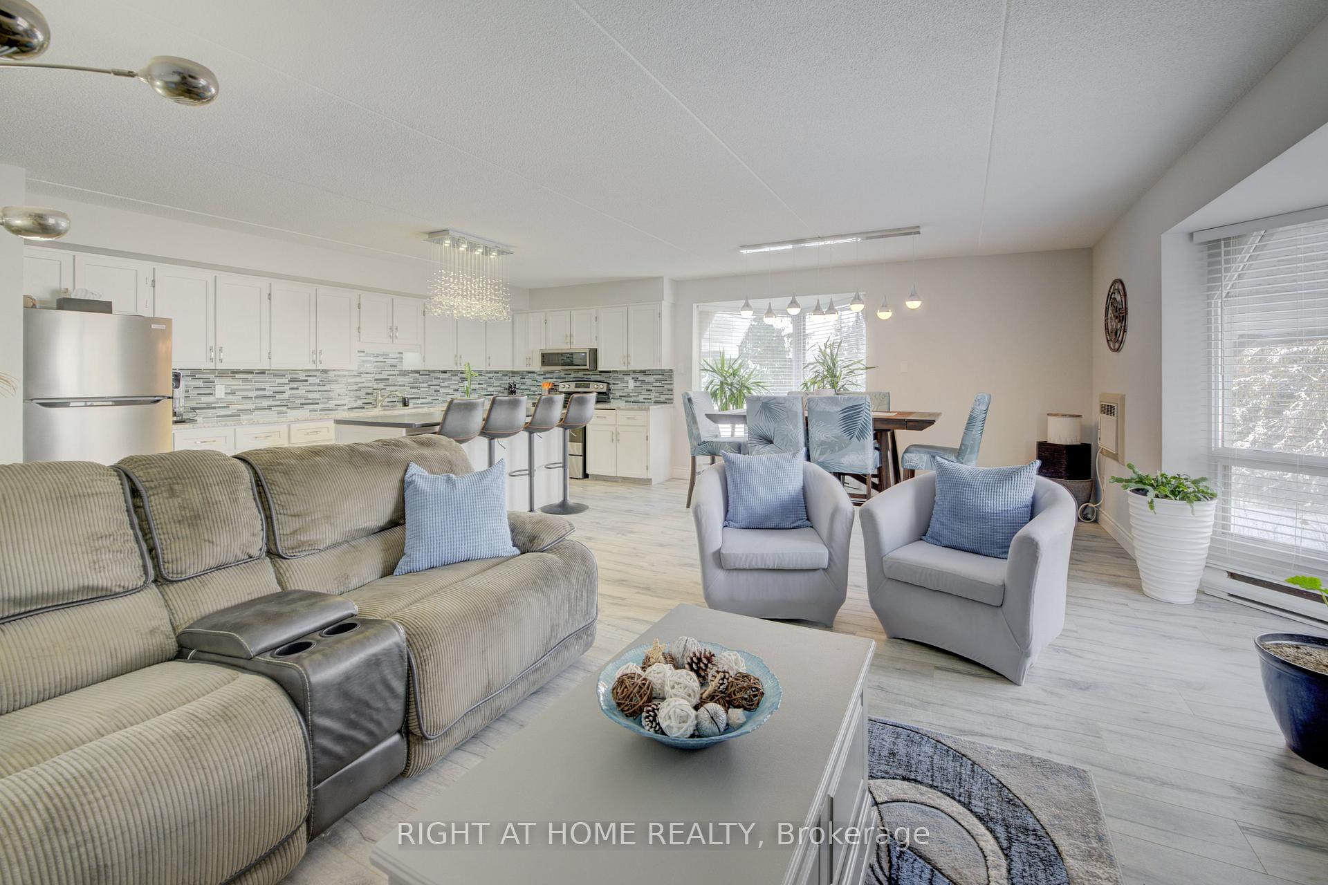 Photo 22 of Unit 405, 384 Erb Street W, Waterloo, Maple Hills — HOMEH