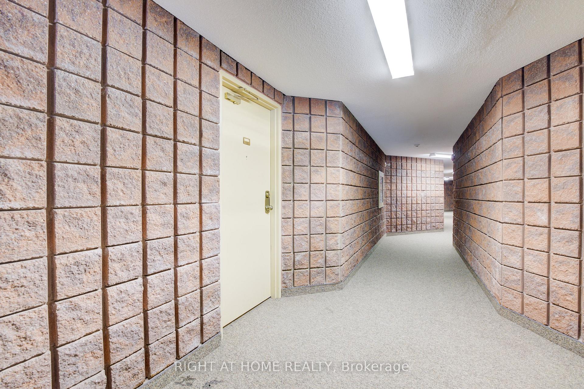 Photo 30 of Unit 405, 384 Erb Street W, Waterloo, Maple Hills — HOMEH
