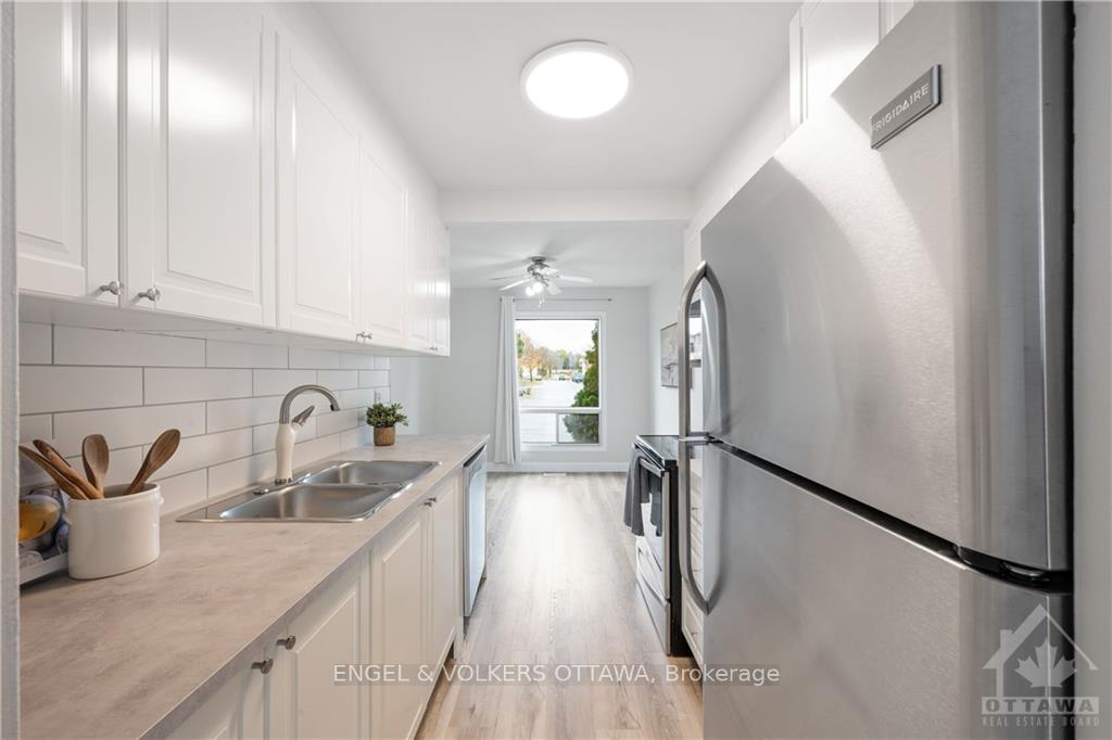 Photo 11 of Unit 58, 4319 Weldon Drive, Ottawa, Cyrville — HOMEH