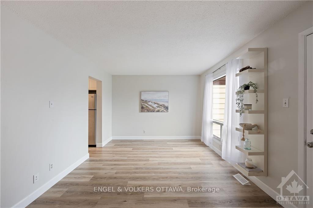 Photo 15 of Unit 58, 4319 Weldon Drive, Ottawa, Cyrville — HOMEH