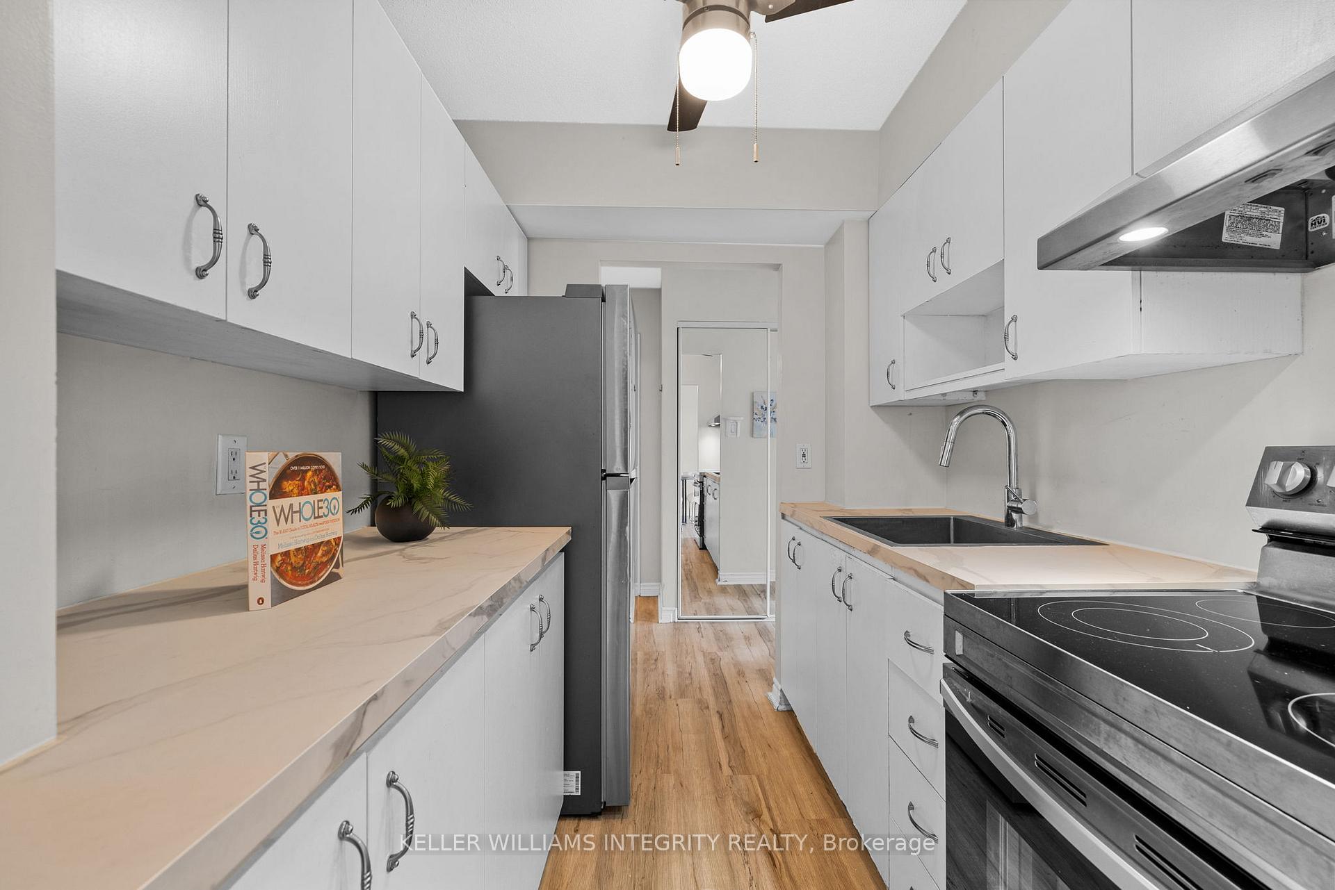 Photo 9 of Unit 402C, 2041 Arrowsmith Drive, Ottawa, Beacon Hill South — HOMEH