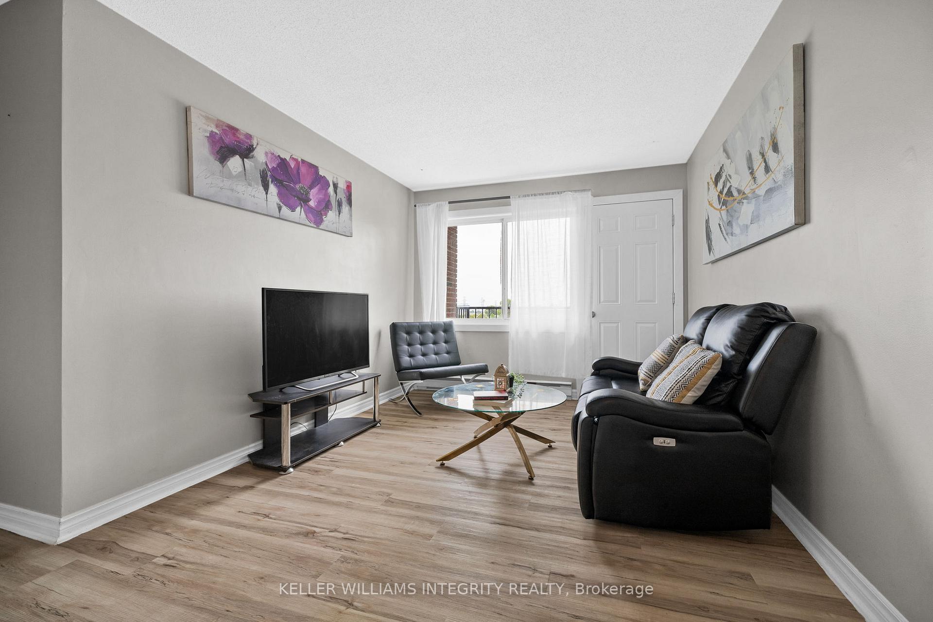Photo 16 of Unit 402C, 2041 Arrowsmith Drive, Ottawa, Beacon Hill South — HOMEH