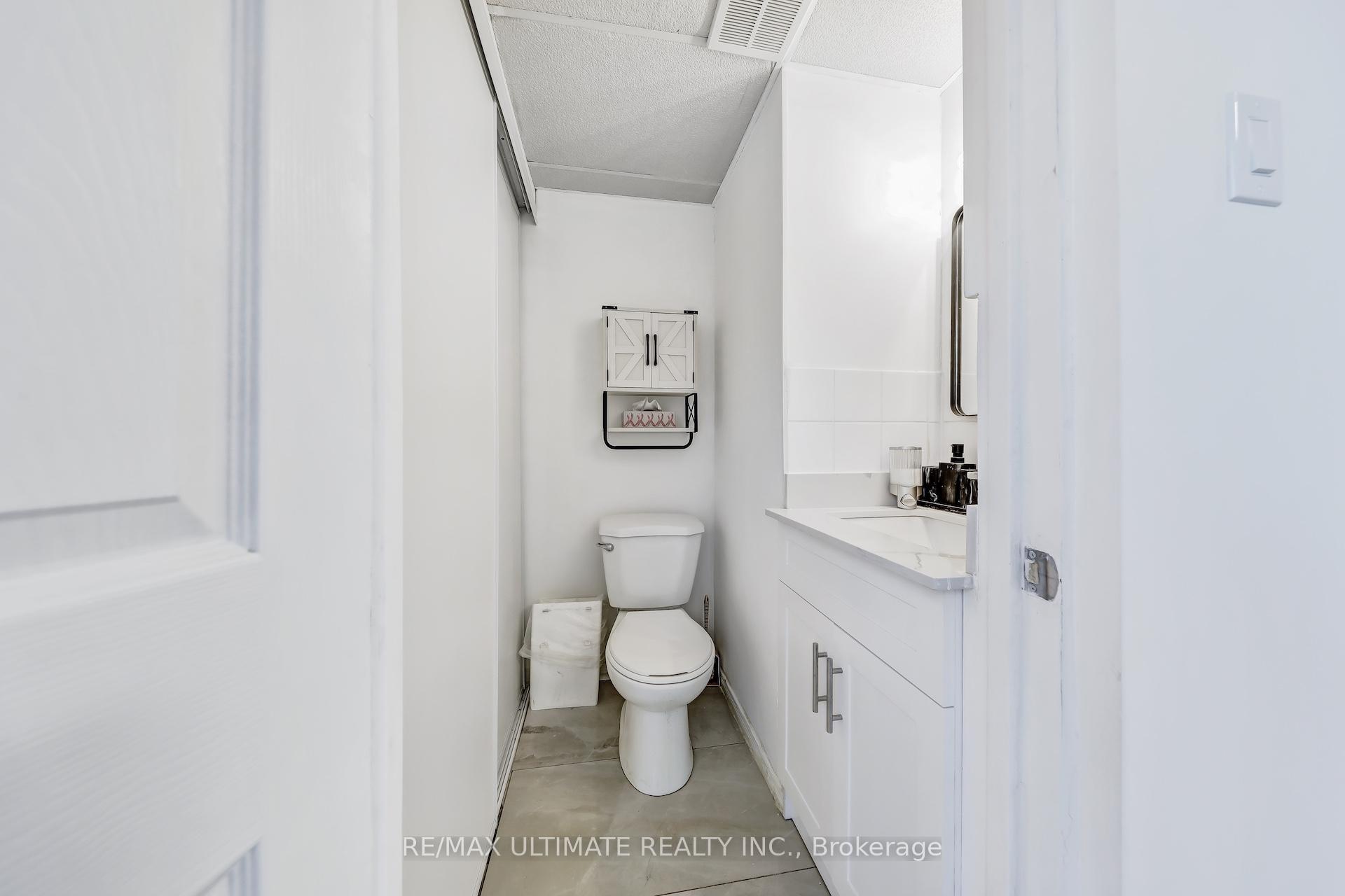 Photo 23 of 1768 John Street, Markham, Bayview Fairway-Bayview Country Club Estates — HOMEH