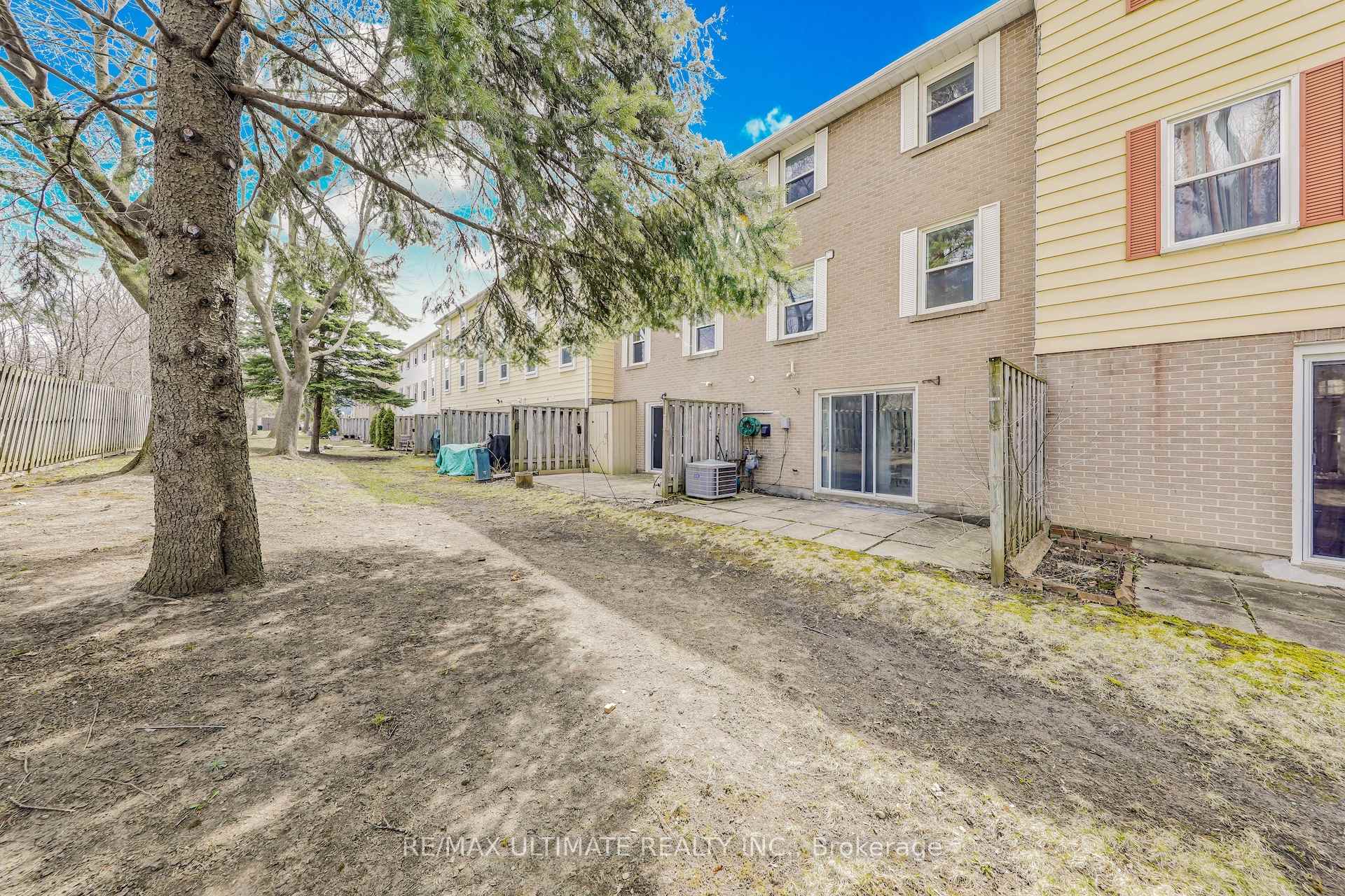 Photo 25 of 1768 John Street, Markham, Bayview Fairway-Bayview Country Club Estates — HOMEH
