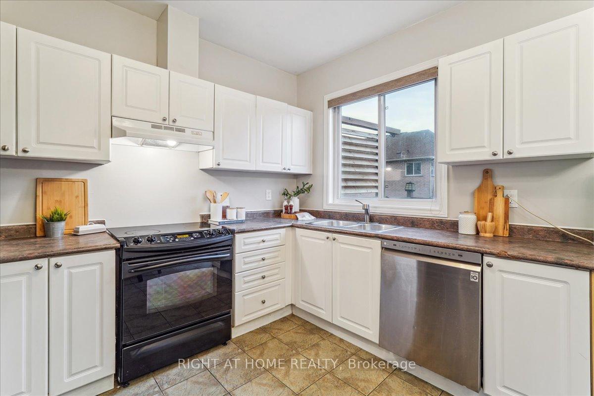 Photo 14 of Unit 10, 96 Wilkie Lane, Ajax, South East — HOMEH