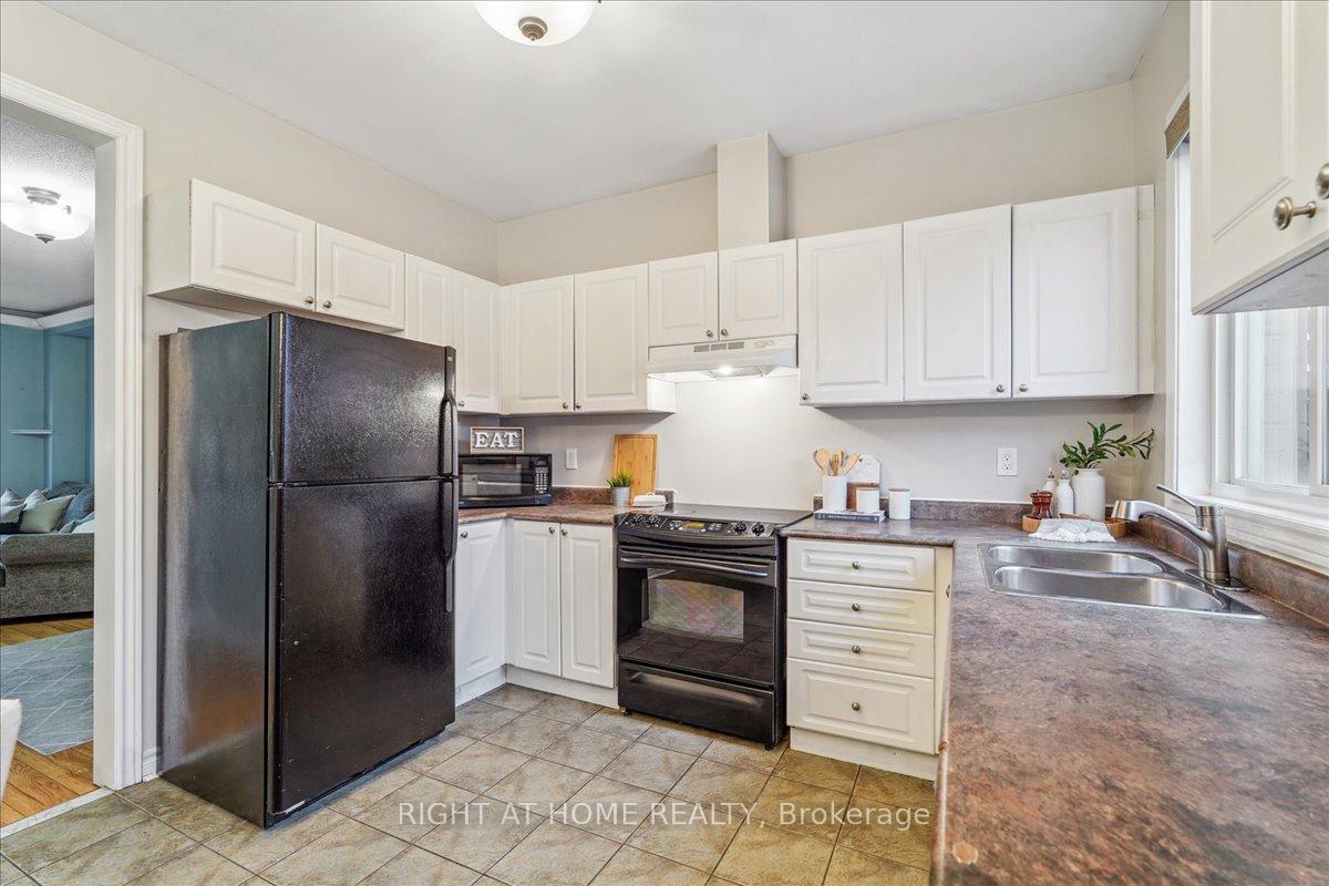 Photo 34 of Unit 10, 96 Wilkie Lane, Ajax, South East — HOMEH