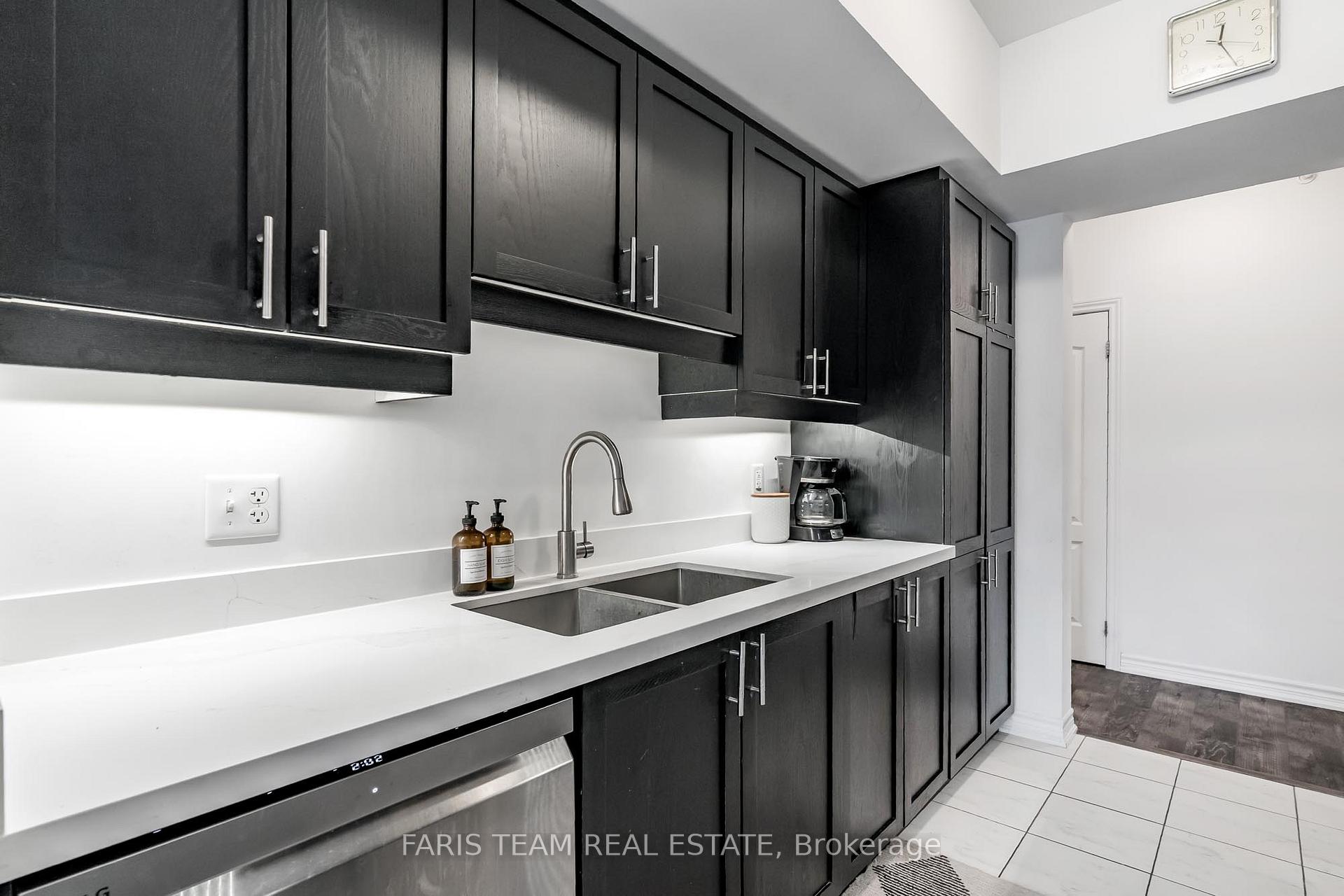 Photo 4 of Unit 102, 42 Ferndale Drive S, Barrie, Ardagh — HOMEH