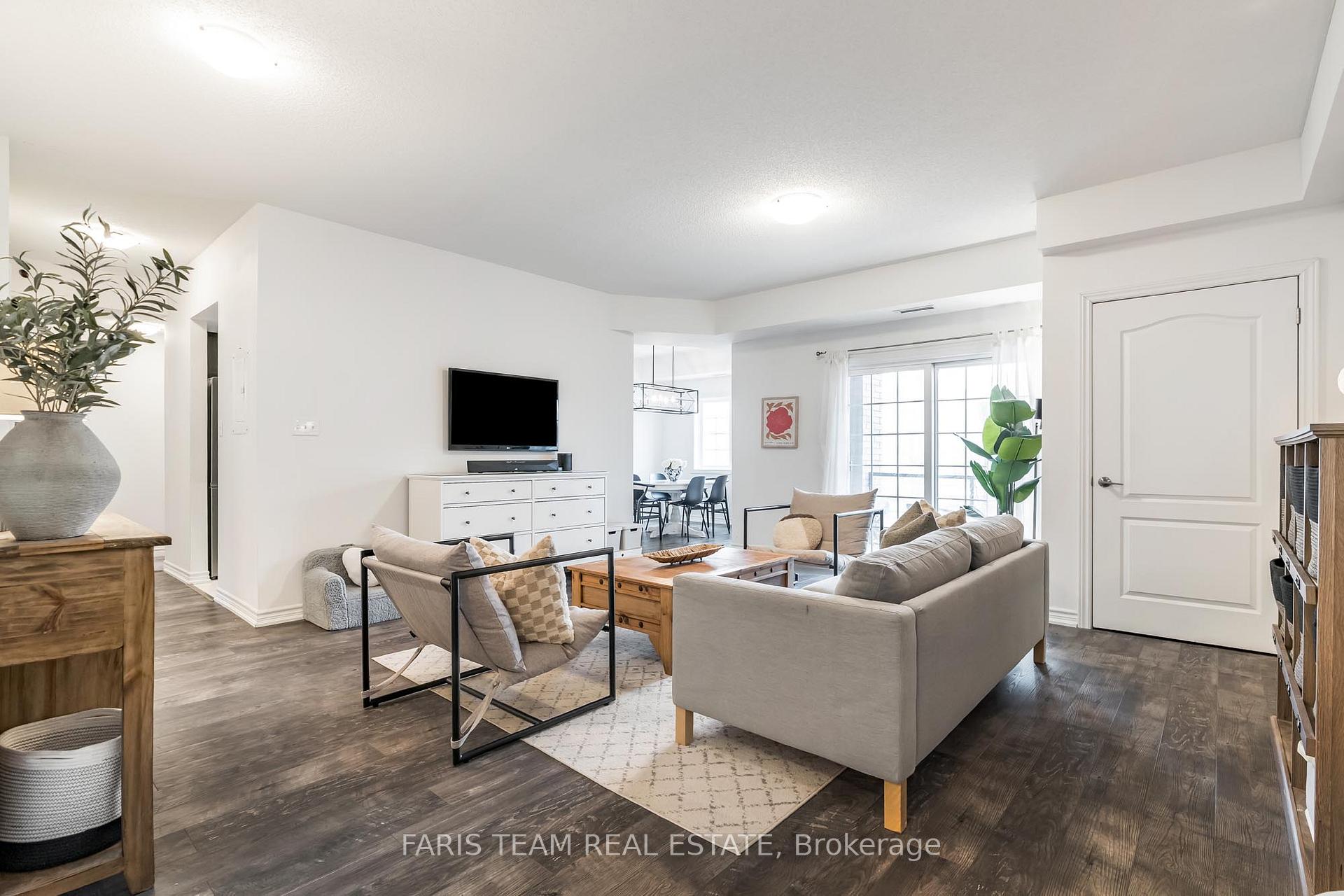 Photo 9 of Unit 102, 42 Ferndale Drive S, Barrie, Ardagh — HOMEH