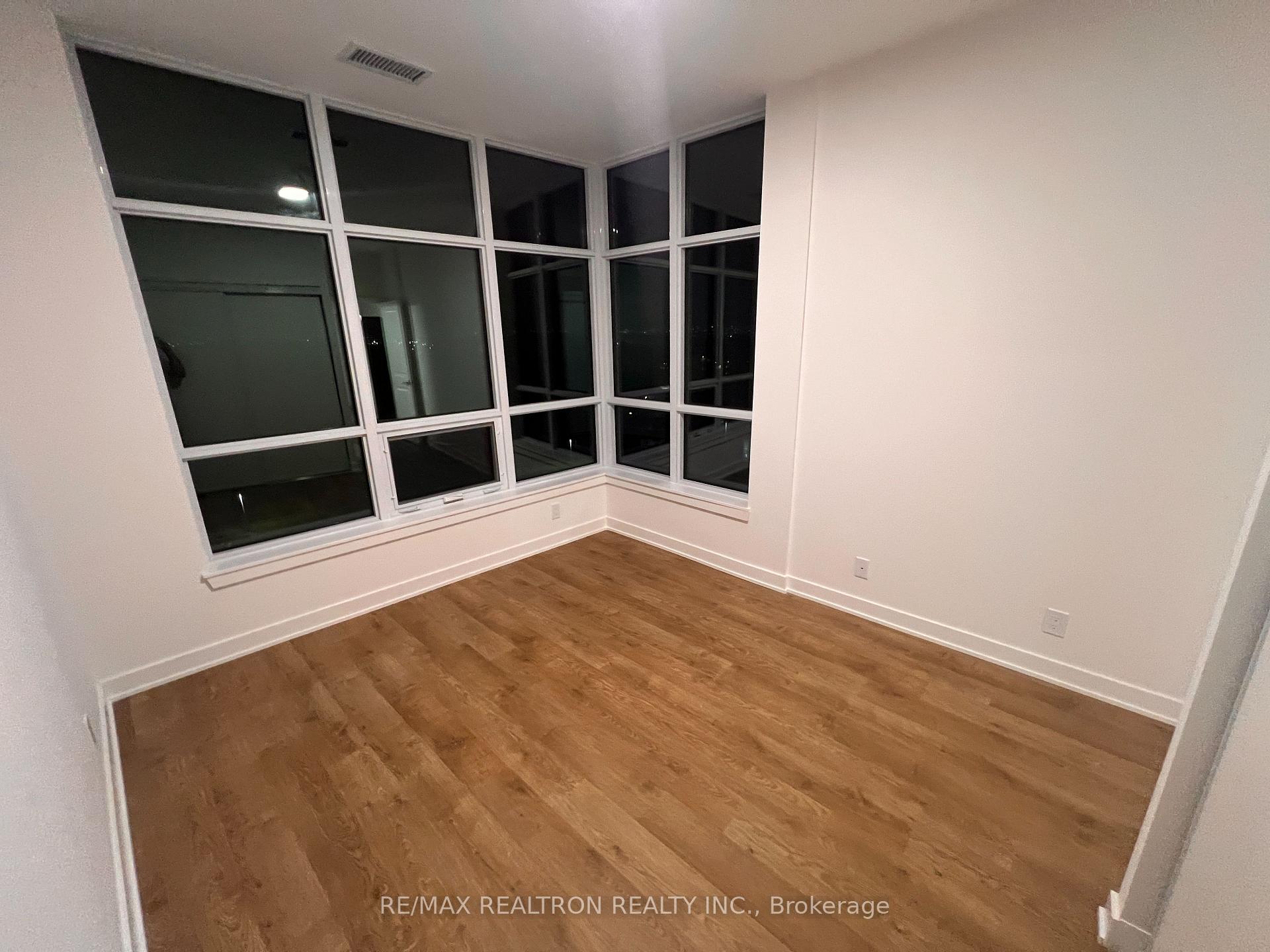 Photo 20 of Unit A716, 30 Upper Mall Way, Vaughan, Brownridge — HOMEH