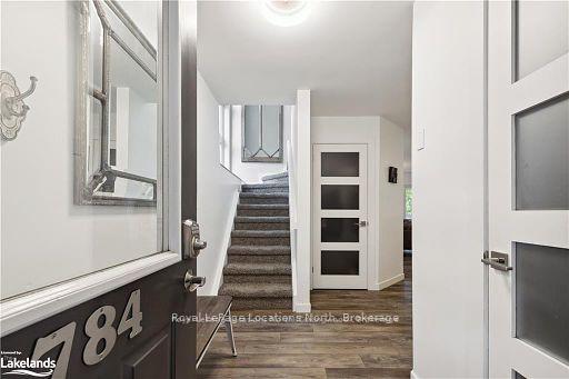Photo 2 of 784 Johnston Park Avenue, Collingwood — HOMEH