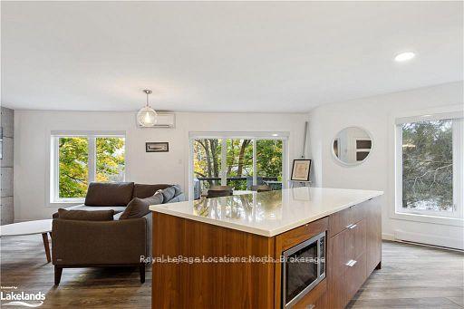 Photo 7 of 784 Johnston Park Avenue, Collingwood — HOMEH