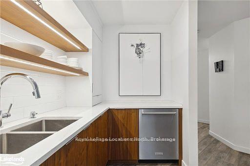 Photo 9 of 784 Johnston Park Avenue, Collingwood — HOMEH