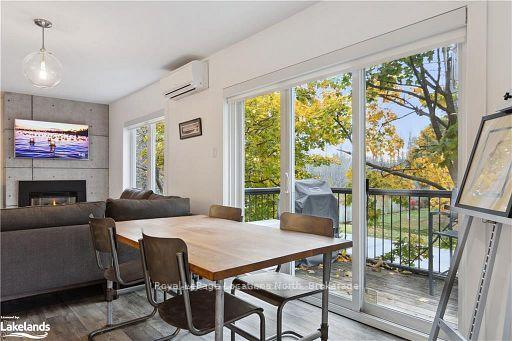 Photo 11 of 784 Johnston Park Avenue, Collingwood — HOMEH