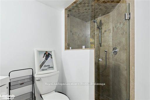 Photo 28 of 784 Johnston Park Avenue, Collingwood — HOMEH