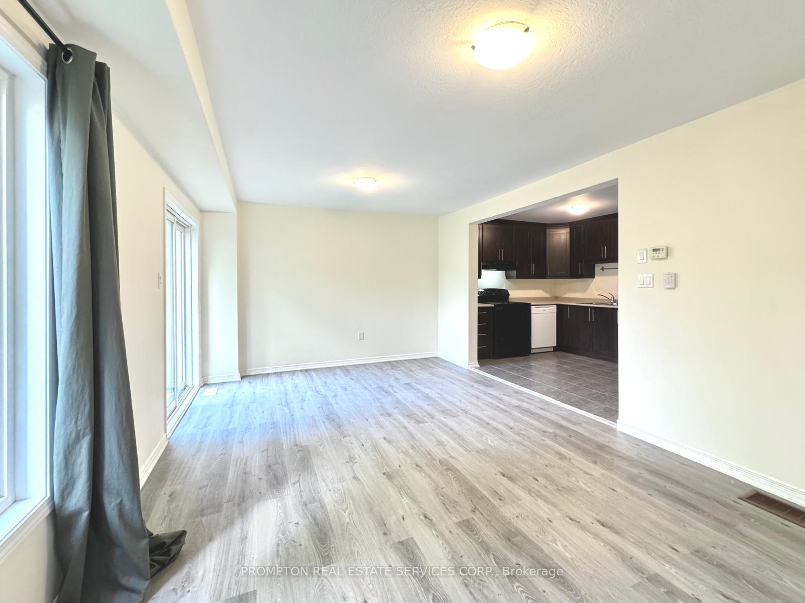 Photo 7 of Unit 21, 75 Prince William Way, Barrie, Innis-Shore — HOMEH