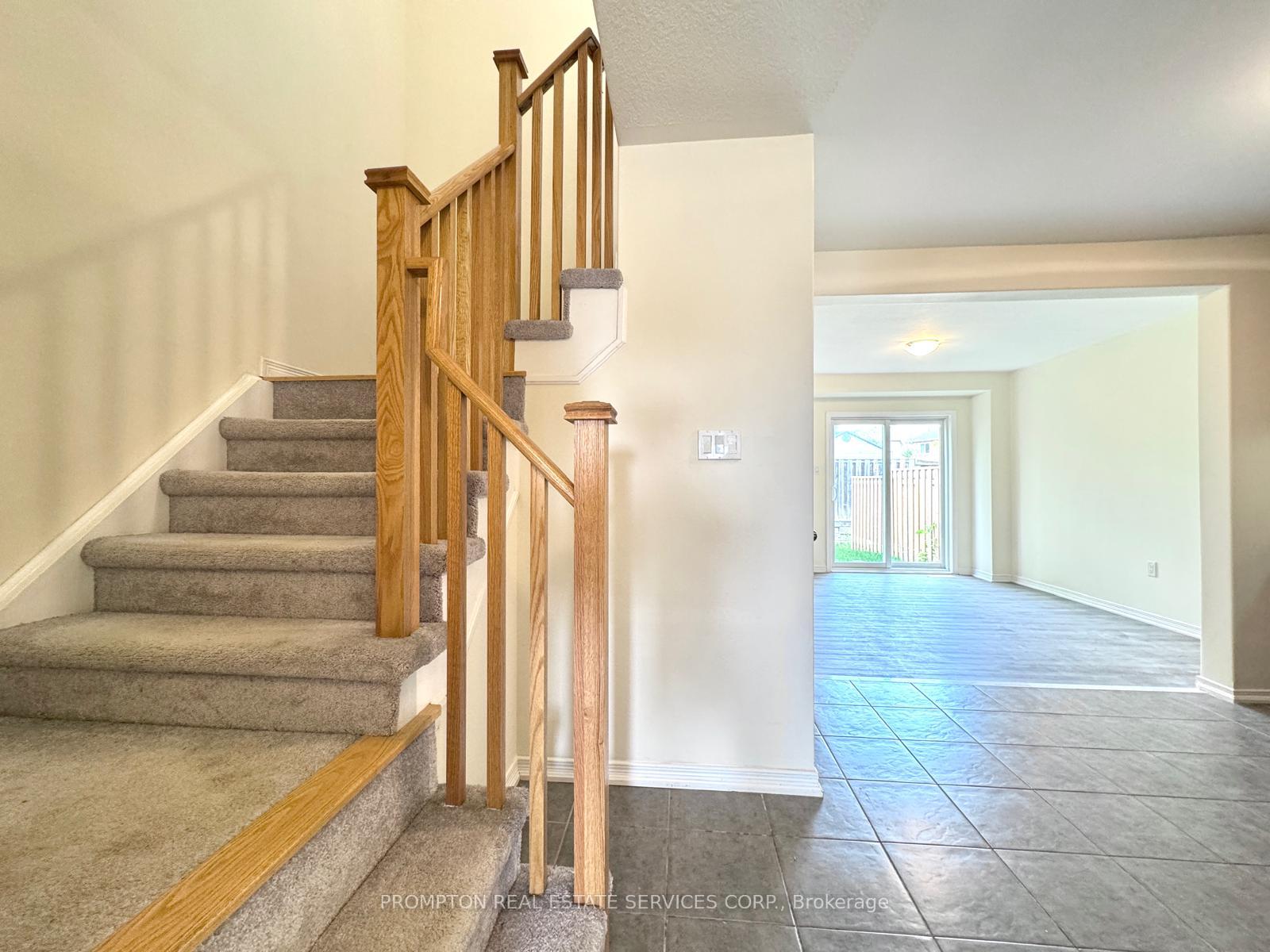 Photo 15 of Unit 21, 75 Prince William Way, Barrie, Innis-Shore — HOMEH