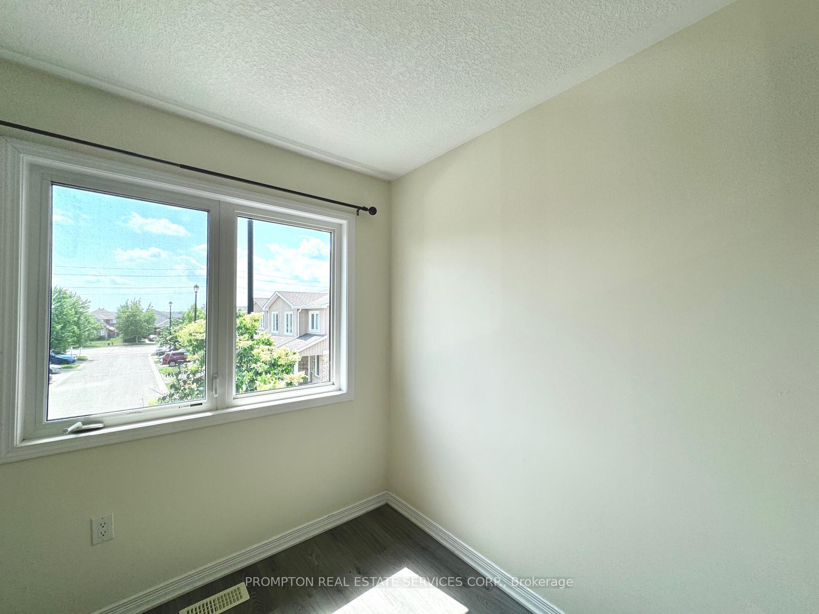 Photo 28 of Unit 21, 75 Prince William Way, Barrie, Innis-Shore — HOMEH