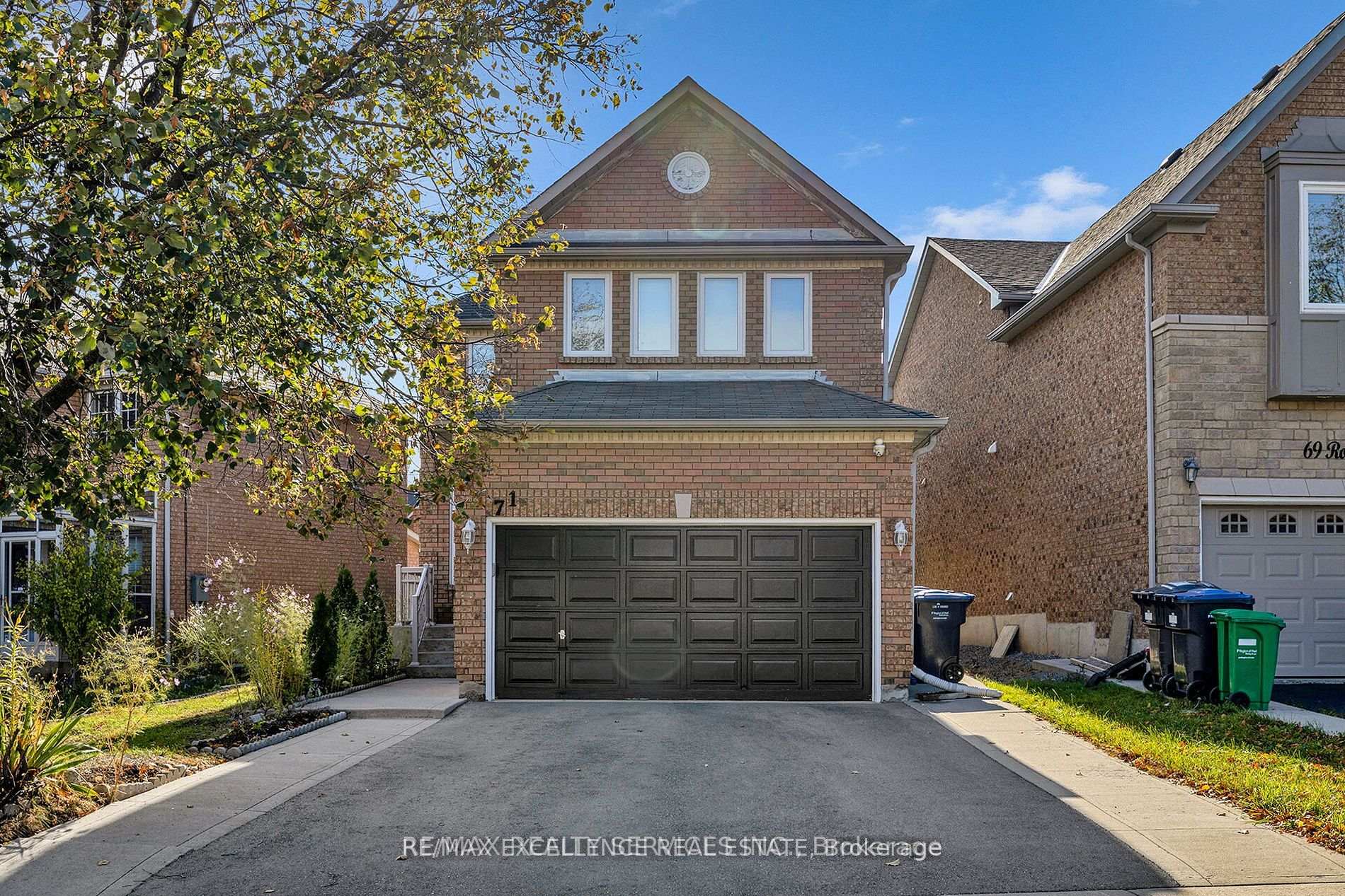 Front of 71 Rocky Mountain Crescent