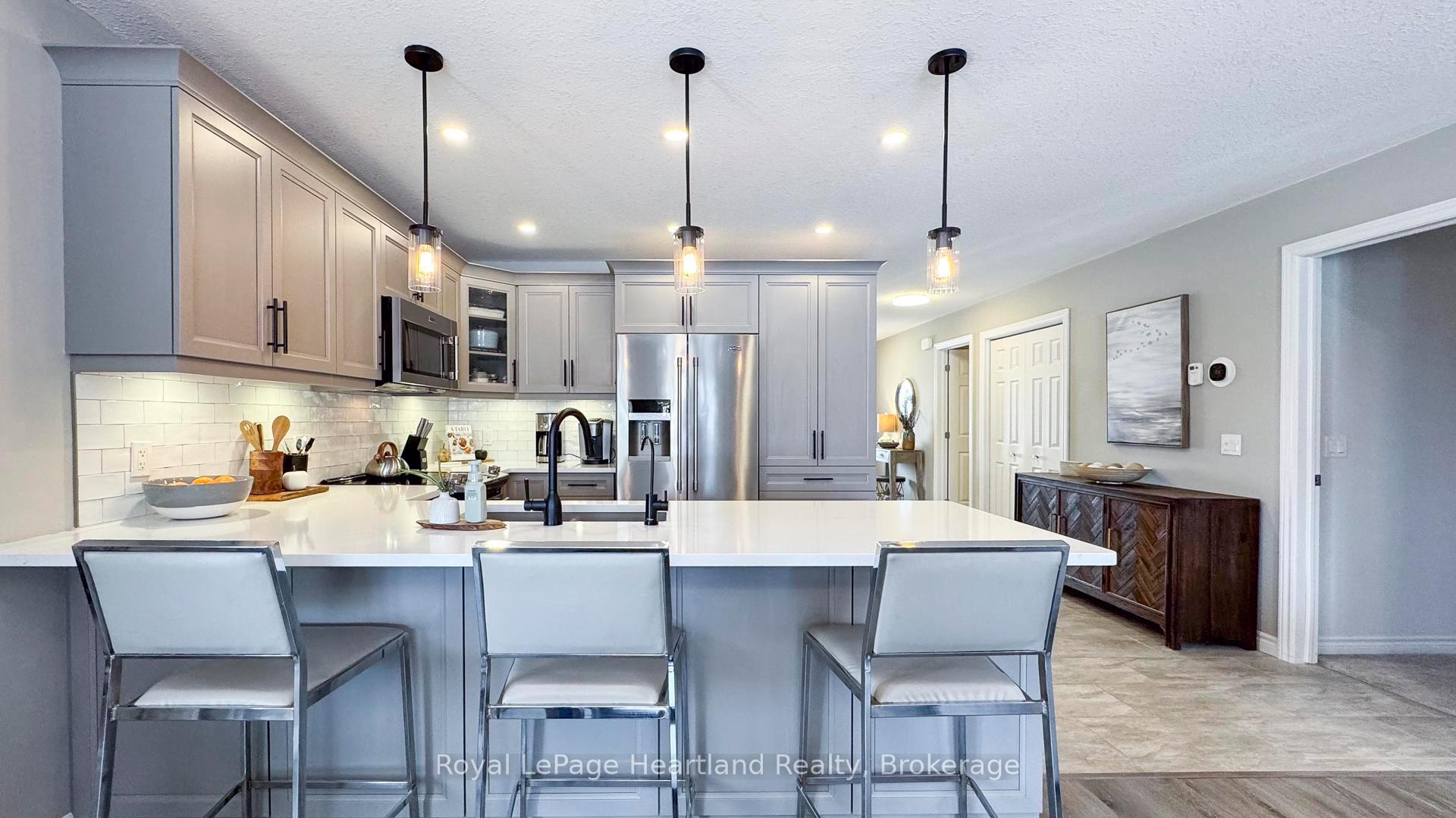 Photo 10 of 4 Huron Heights Drive, Ashfield-Colborne-Wawanosh, Colborne — HOMEH