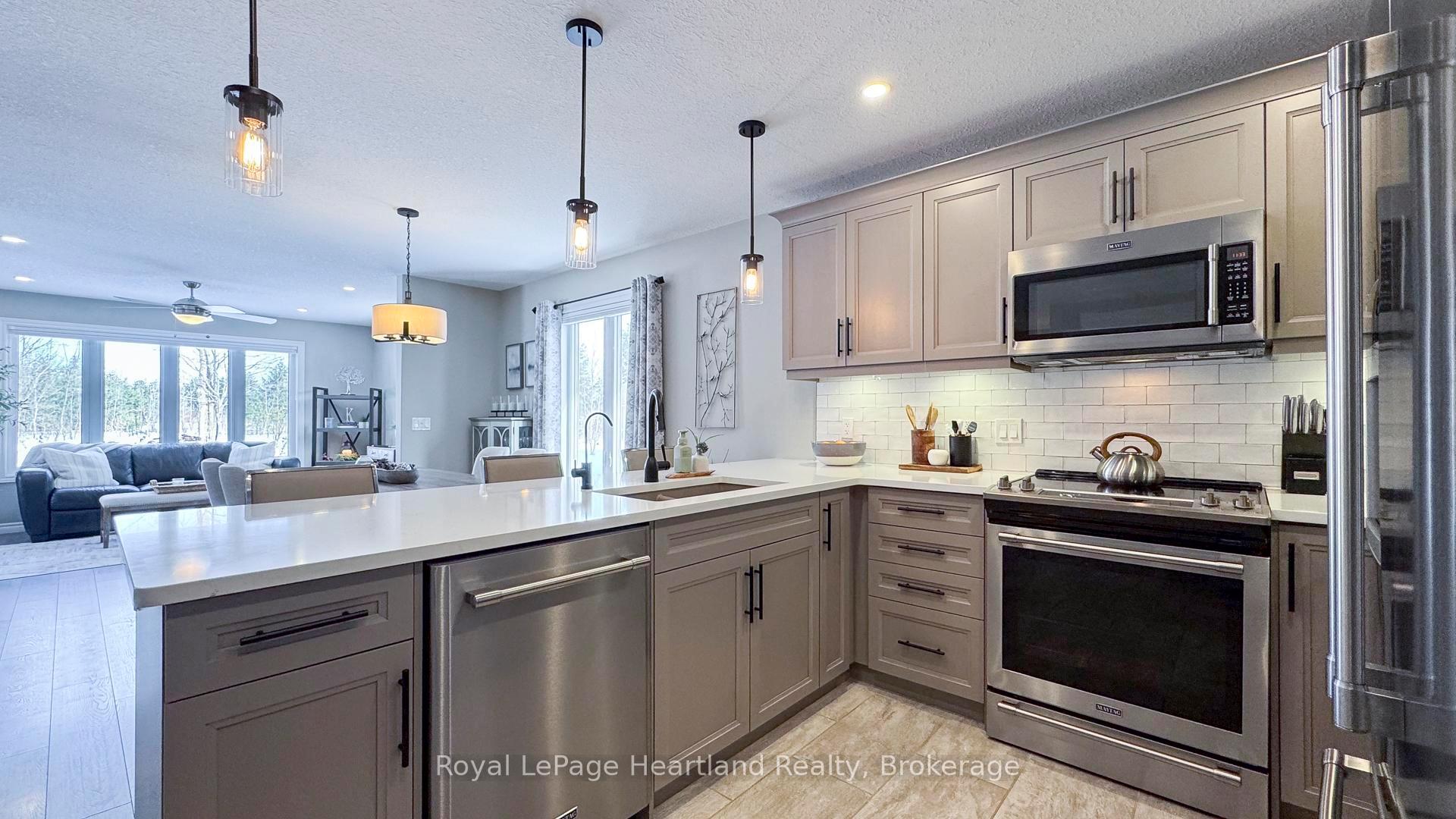 Photo 11 of 4 Huron Heights Drive, Ashfield-Colborne-Wawanosh, Colborne — HOMEH