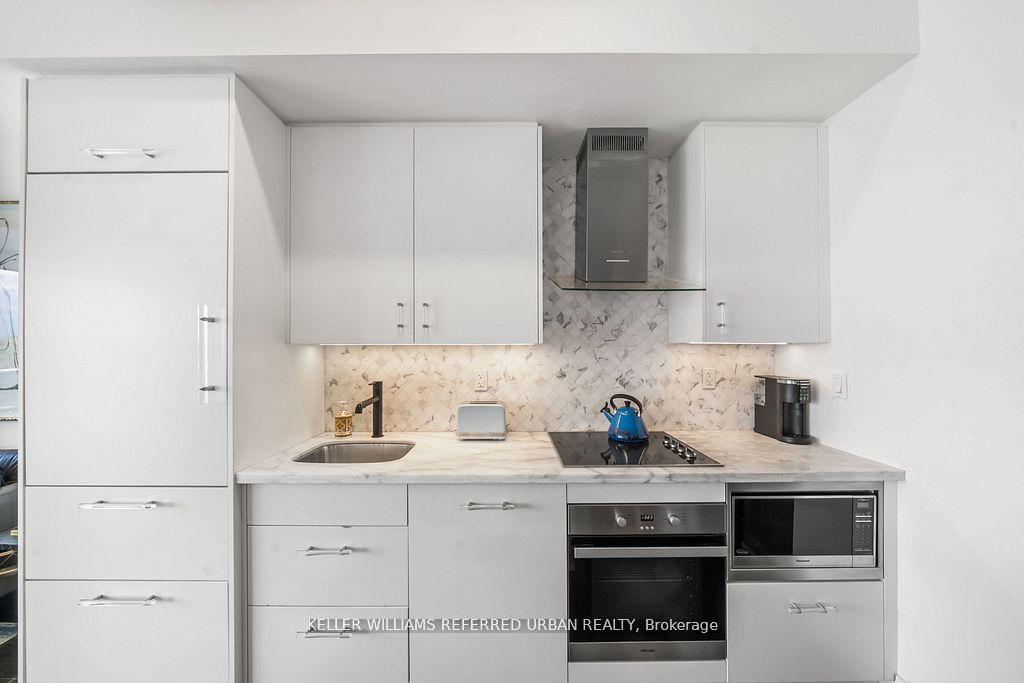 Photo 10 of Unit 1015, 3018 Yonge Street, Toronto, Lawrence Park South — HOMEH