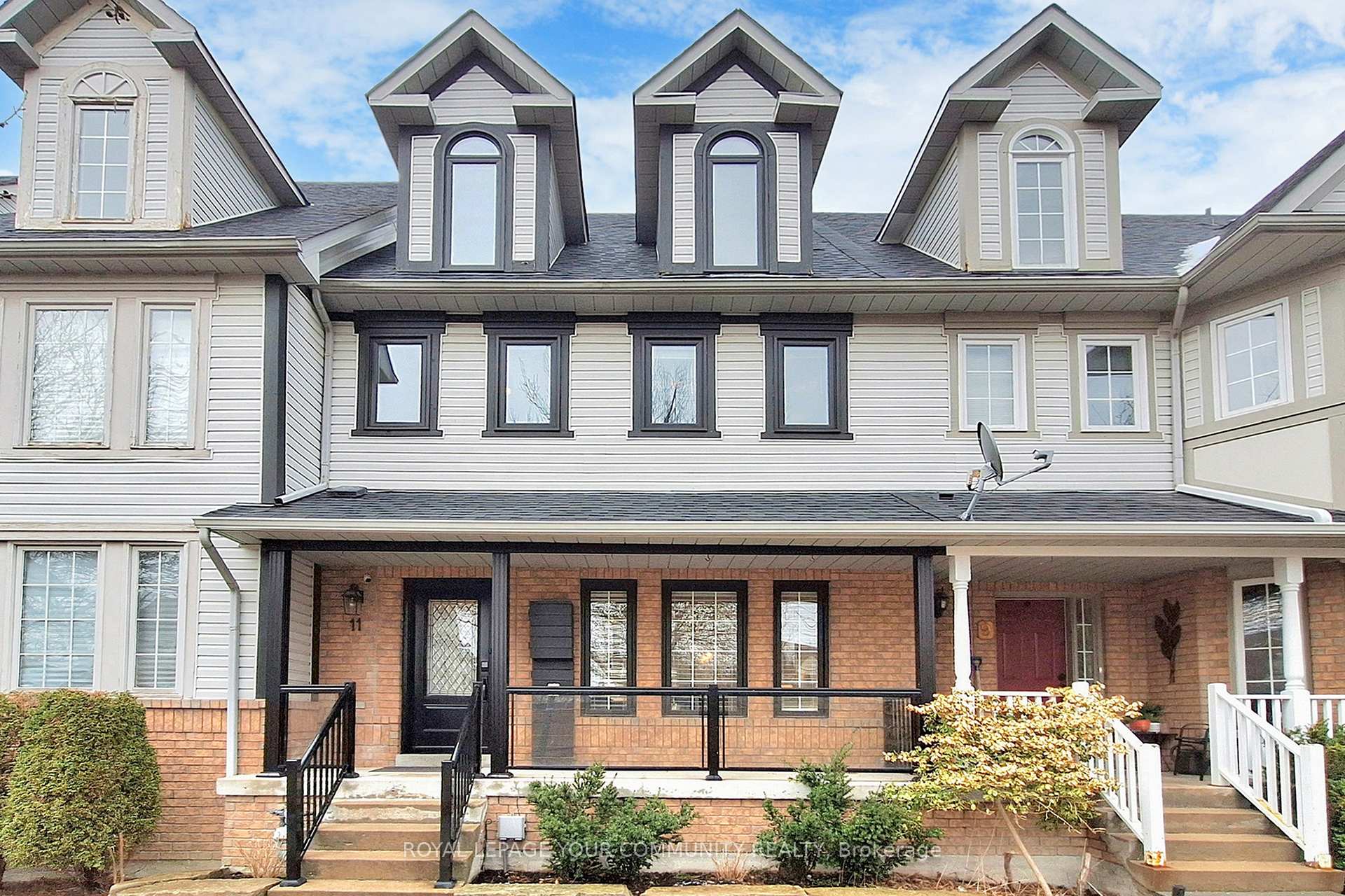 Front of 11 Luxton Avenue