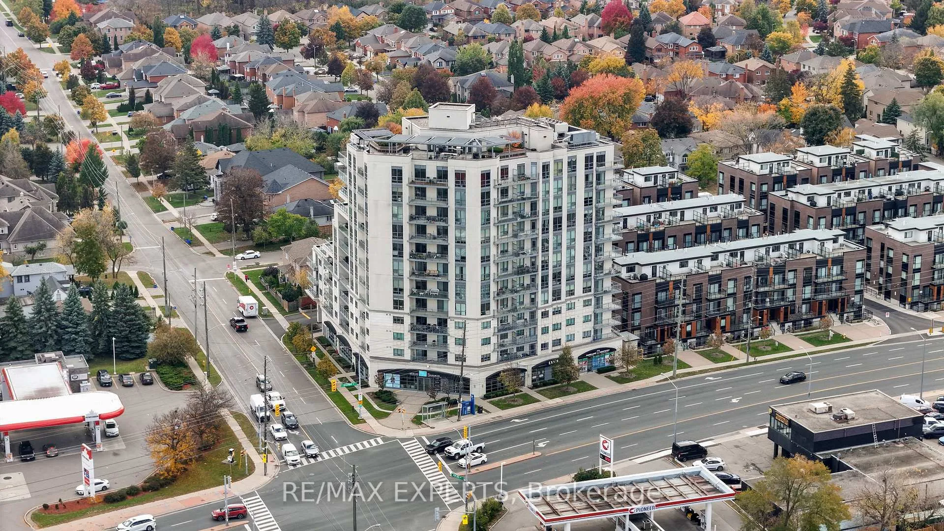 Photo 1 of Unit 205, 7730 Kipling Avenue, Vaughan, Vaughan Grove — HOMEH