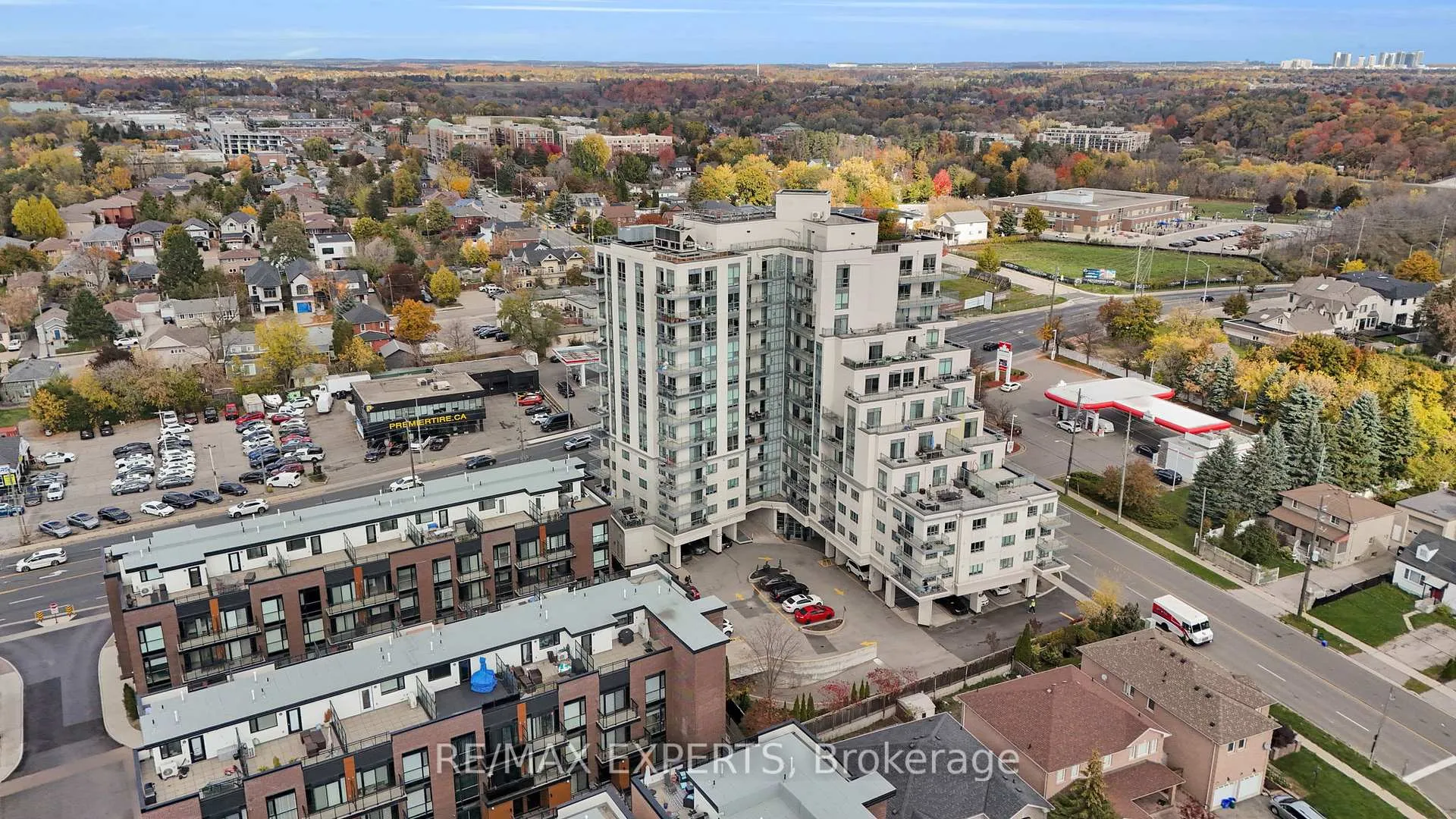 Photo 2 of Unit 205, 7730 Kipling Avenue, Vaughan, Vaughan Grove — HOMEH