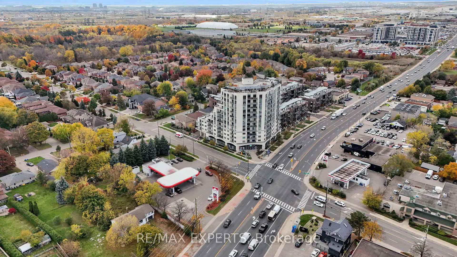 Photo 4 of Unit 205, 7730 Kipling Avenue, Vaughan, Vaughan Grove — HOMEH