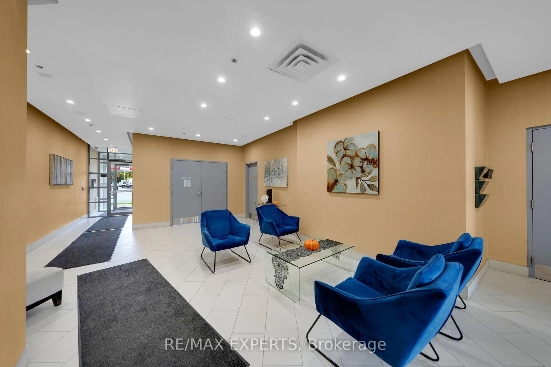 Photo 28 of Unit 205, 7730 Kipling Avenue, Vaughan, Vaughan Grove — HOMEH