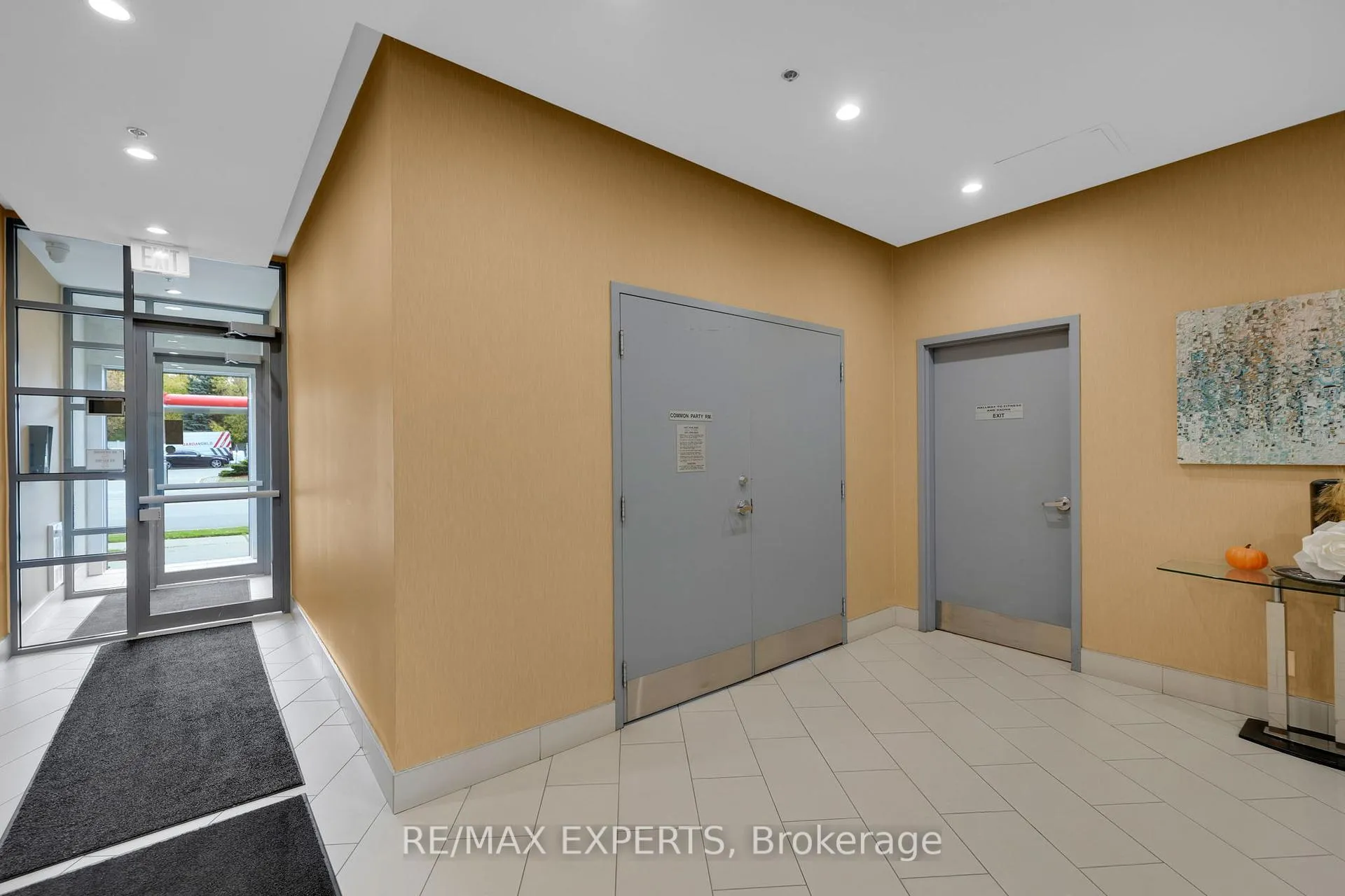 Photo 29 of Unit 205, 7730 Kipling Avenue, Vaughan, Vaughan Grove — HOMEH
